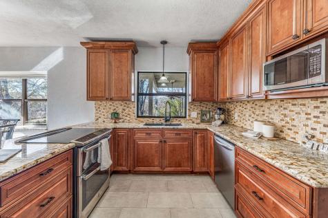 6521 Edgewood Court Granbury TX 76049
