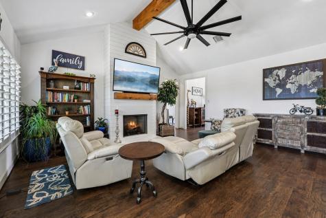 1180 Horizon Trace Drive Azle TX 76020