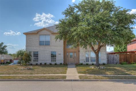 1100 Grand Central Parkway Saginaw TX 76131