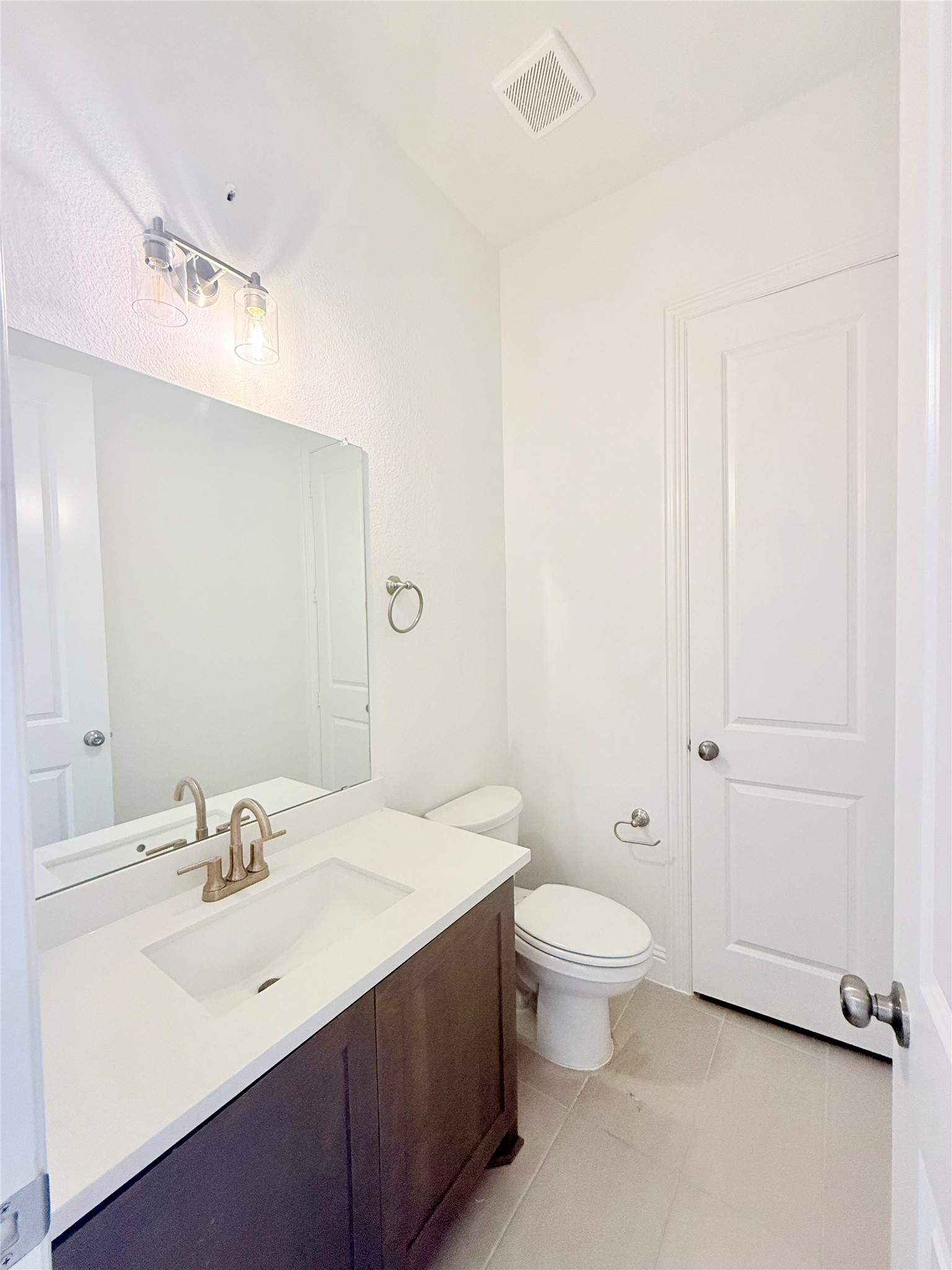 352 Alina Drive Burleson TX 76028