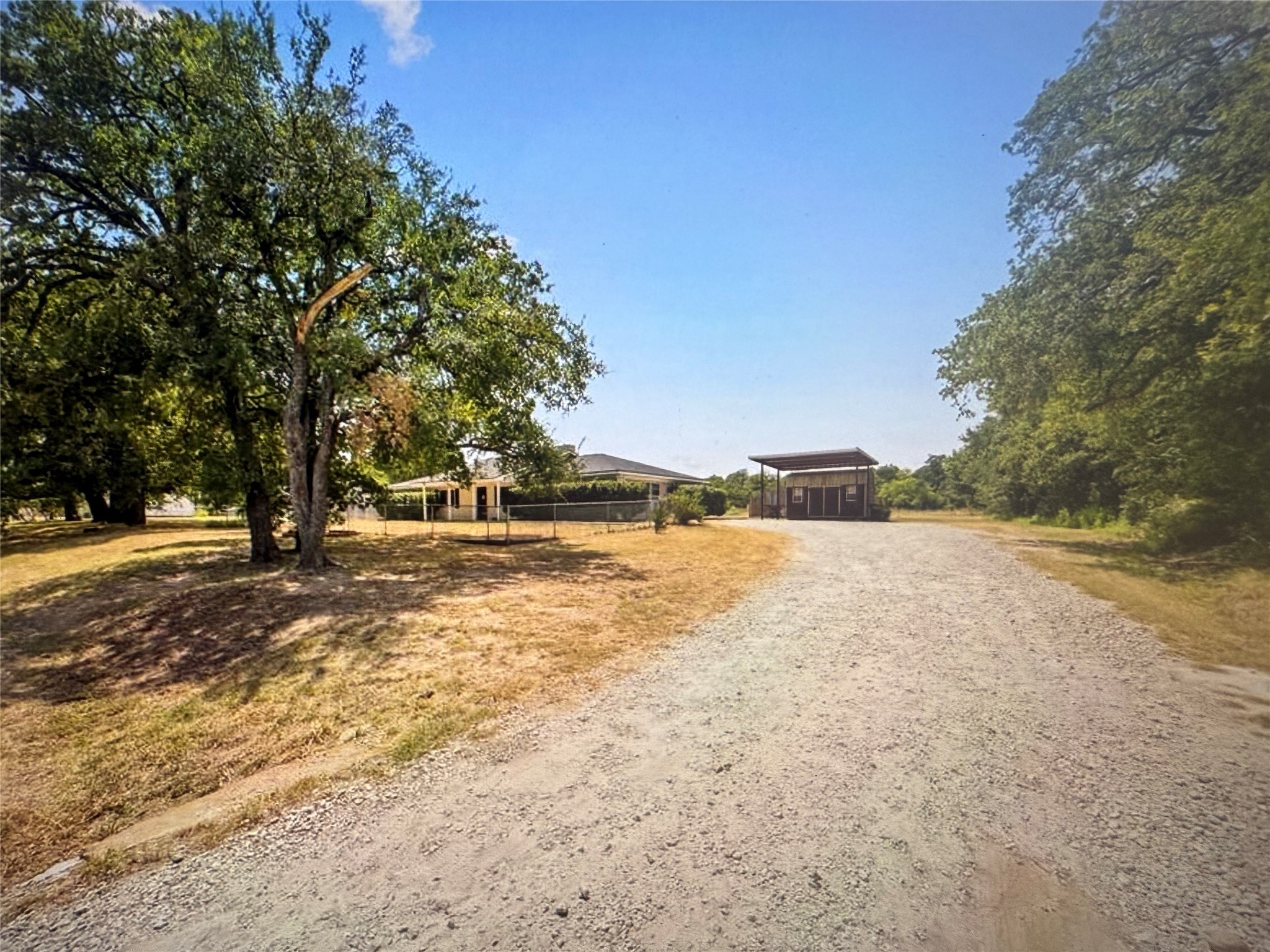 521 Wood Axtell TX 76624