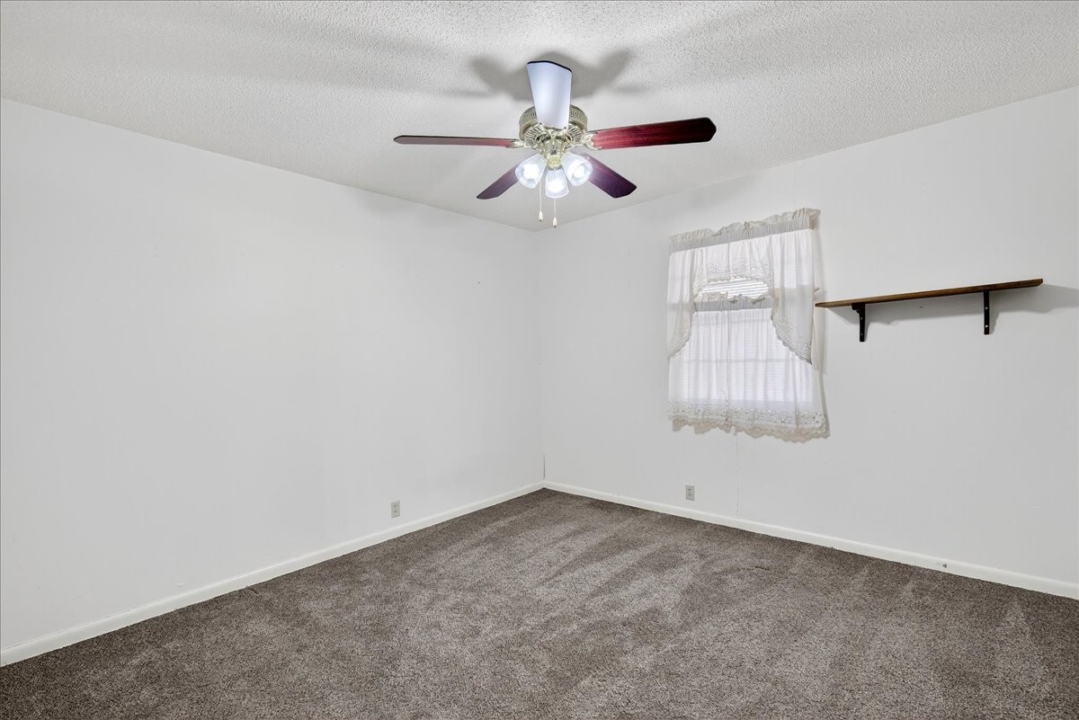 1207 Royal Drive Kaufman TX 75142