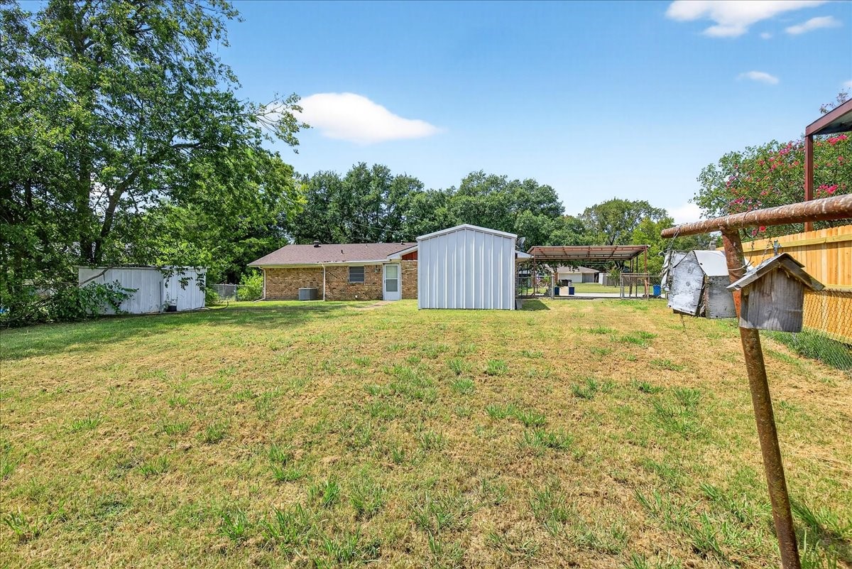 1207 Royal Drive Kaufman TX 75142