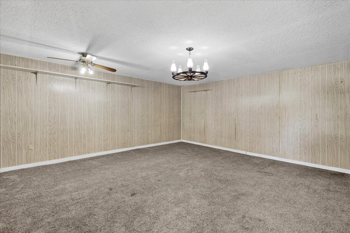 1207 Royal Drive Kaufman TX 75142