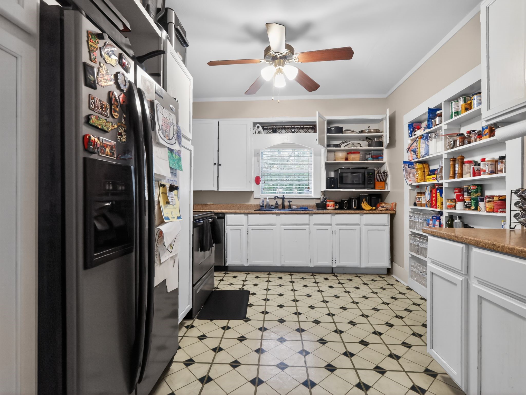 1301 Locust Street Commerce TX 75428