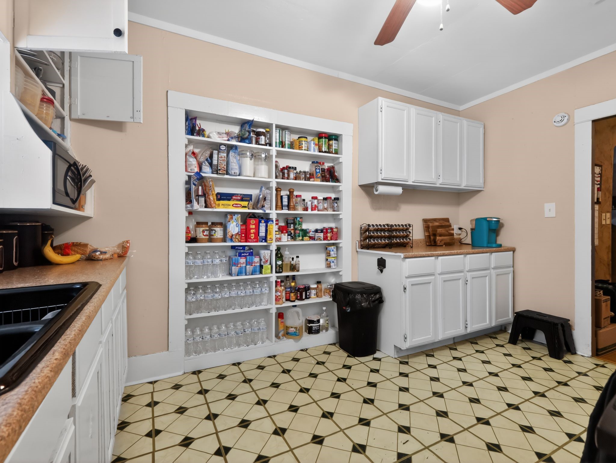 1301 Locust Street Commerce TX 75428