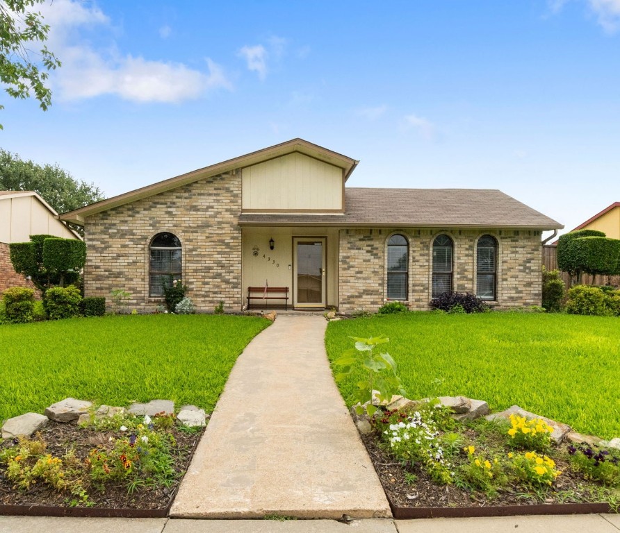 4330 Via Barcelona Mesquite TX 75150