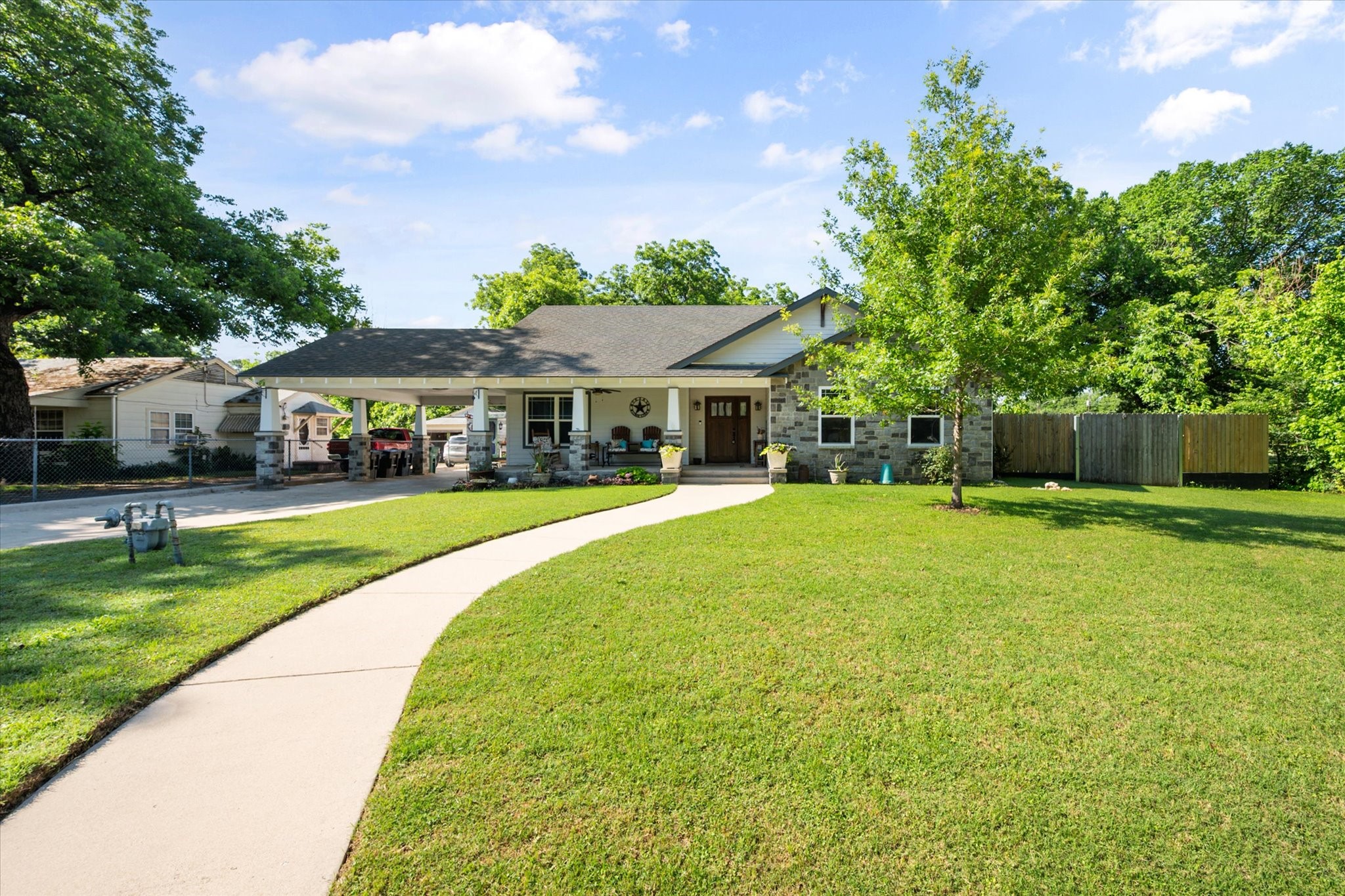 4421 Blackstone Drive Fort Worth TX 76114