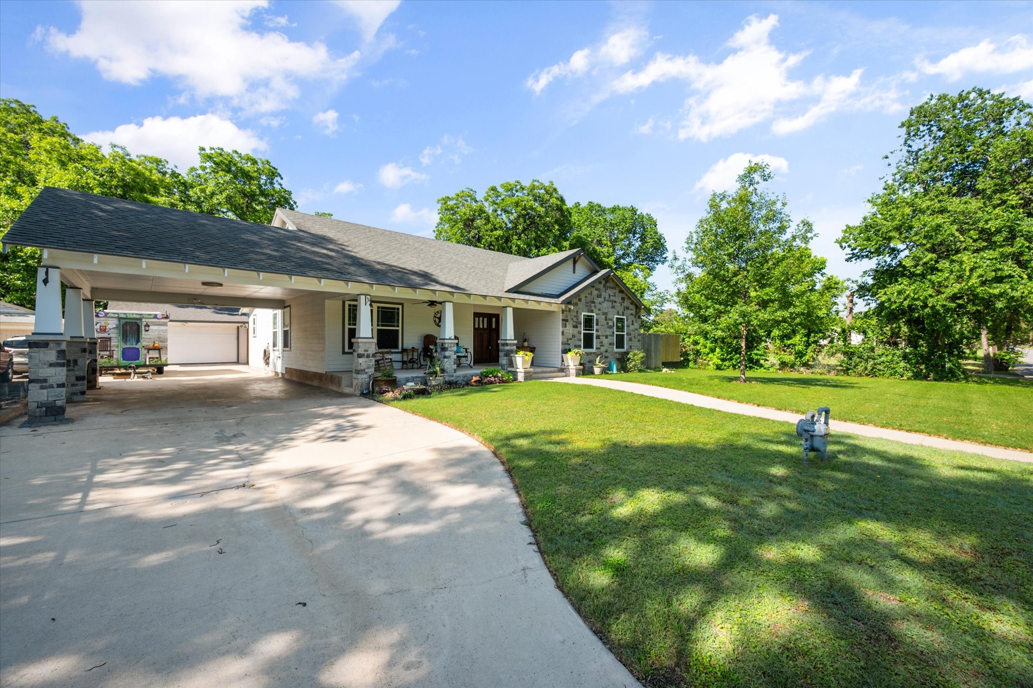 4421 Blackstone Drive Fort Worth TX 76114