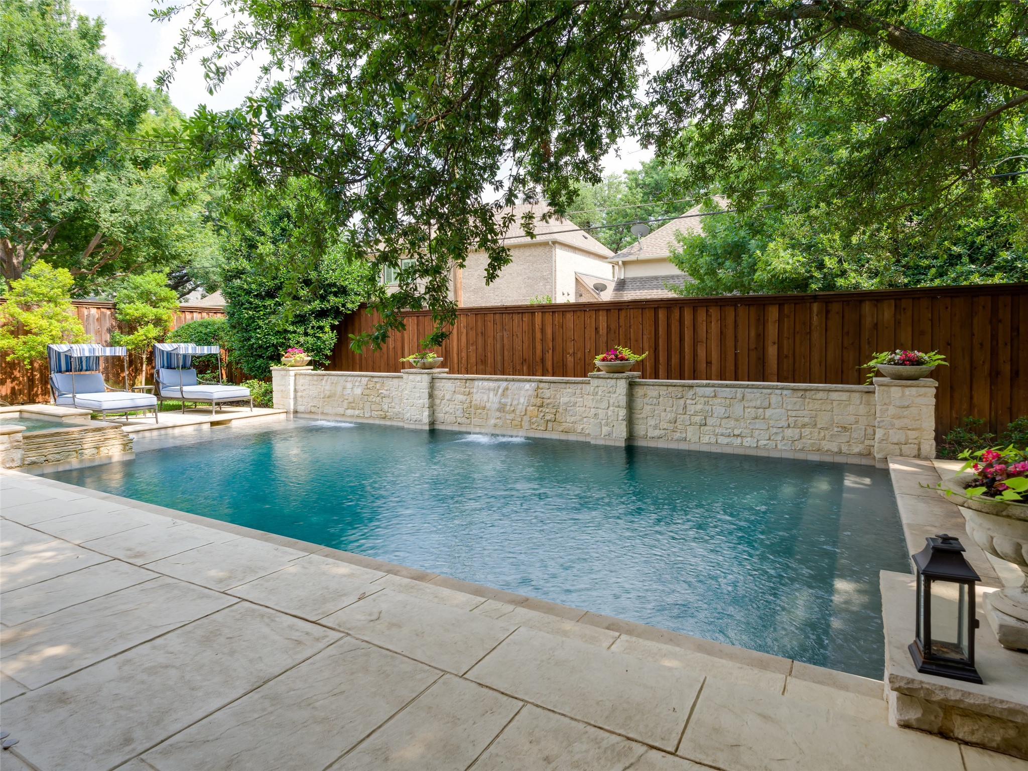 6442 Lakehurst Avenue Dallas TX 75230
