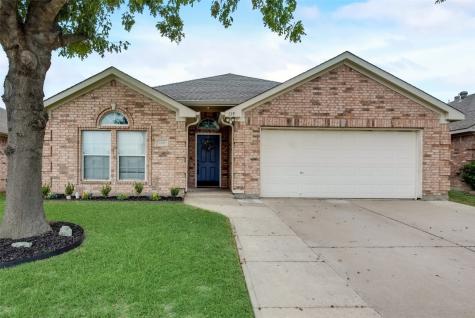 139 Oregon Trail Waxahachie TX 75167