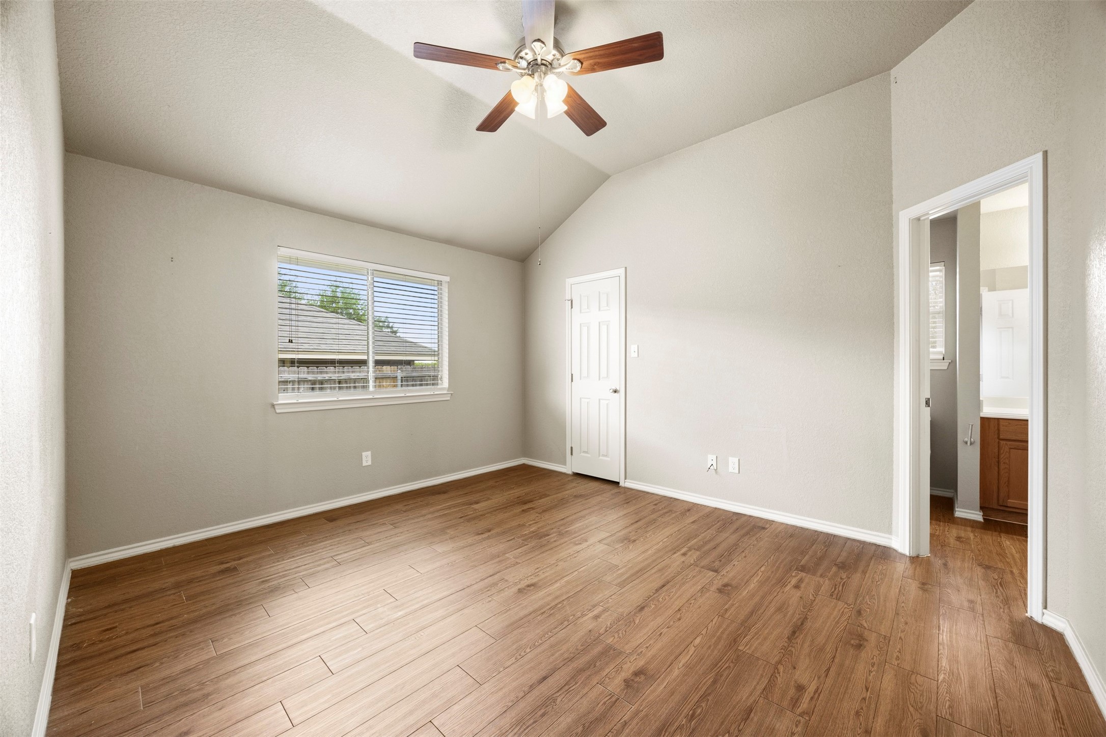 703 Bryan Street Glen Rose TX 76043