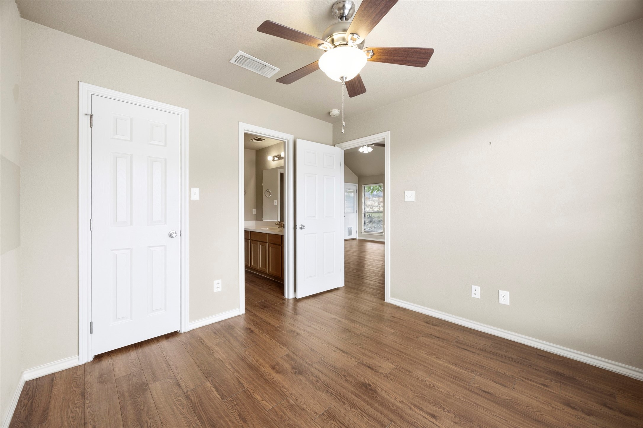 703 Bryan Street Glen Rose TX 76043