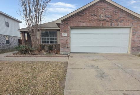 2021 Lake Trail Drive Heartland TX 75126