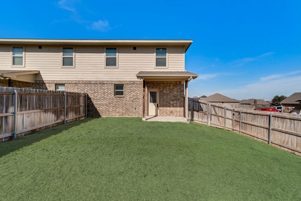 4929-4931 Sanger Circle Drive Sanger TX 76266