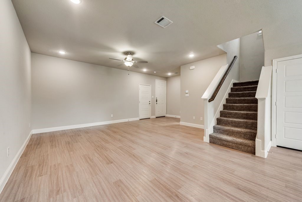 4929-4931 Sanger Circle Drive Sanger TX 76266