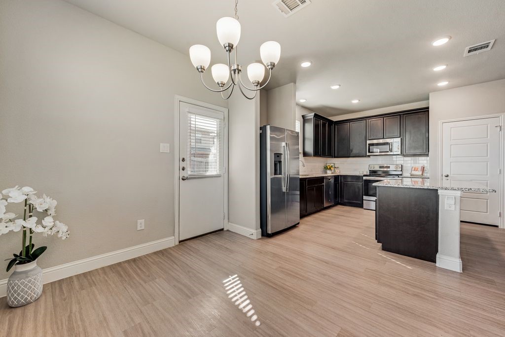 4929-4931 Sanger Circle Drive Sanger TX 76266