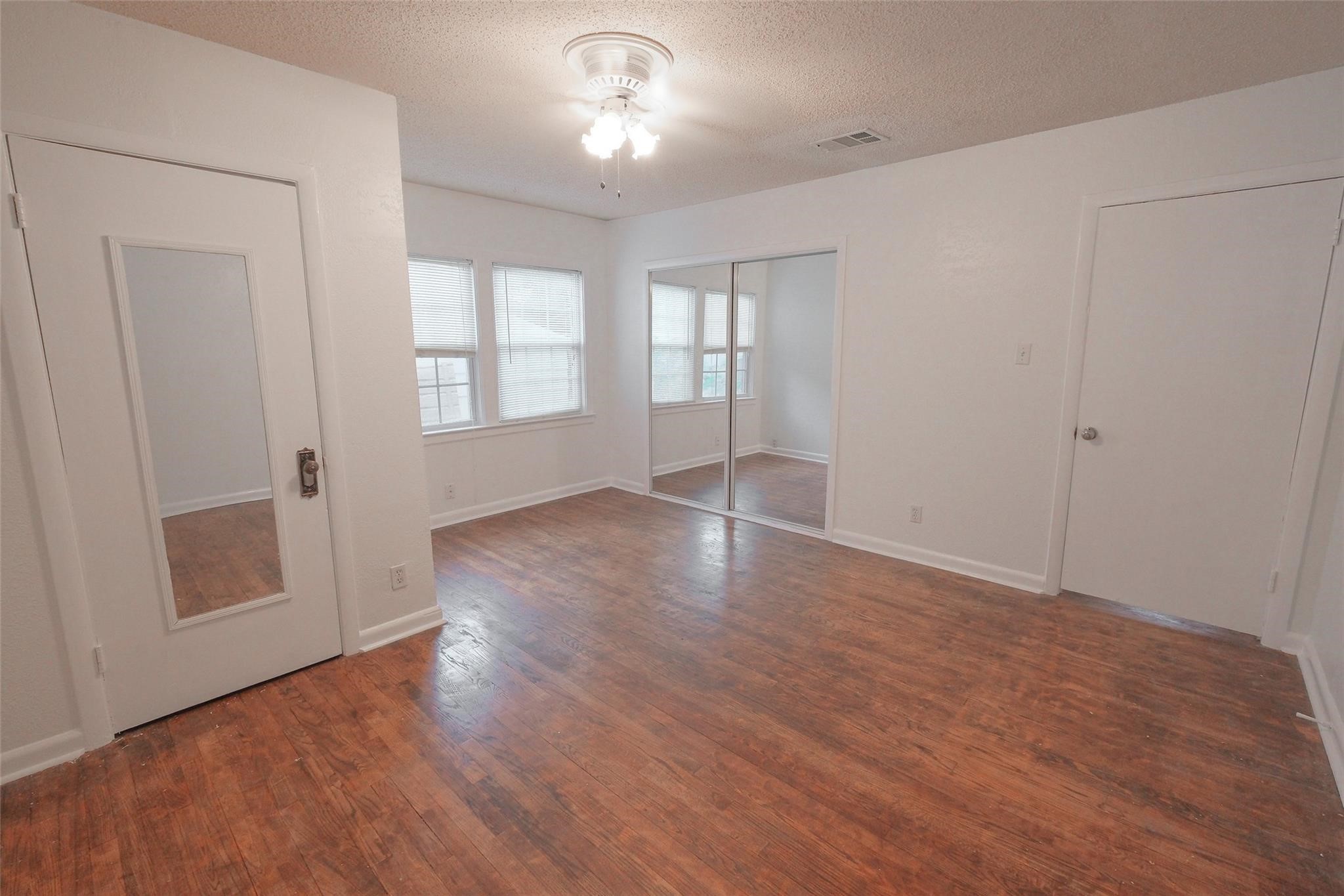 3900 Dexter Avenue Fort Worth TX 76107