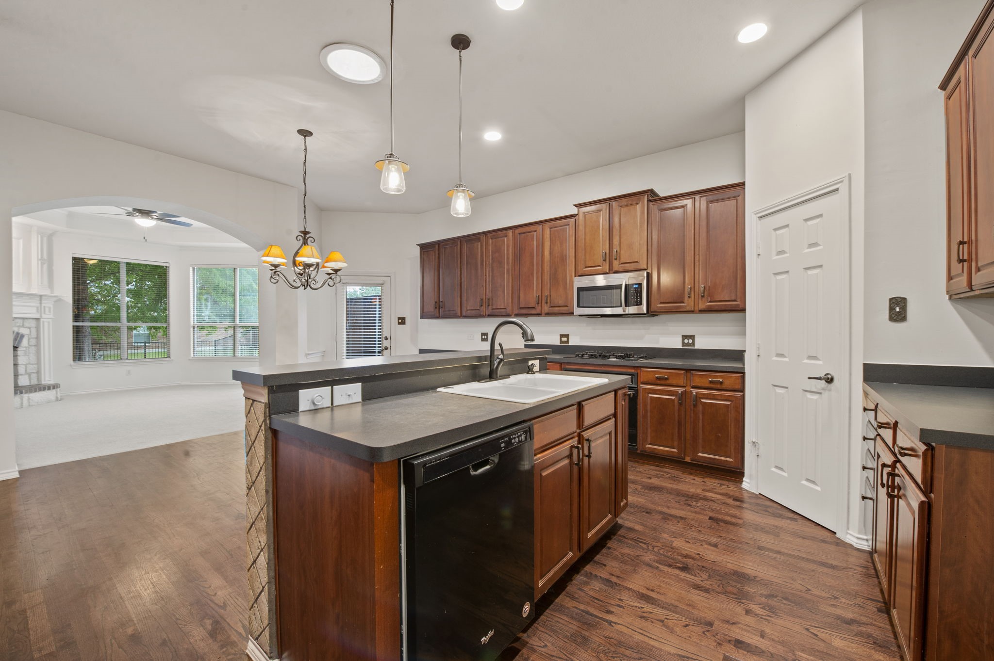 2404 Windgate Lane Frisco TX 75033