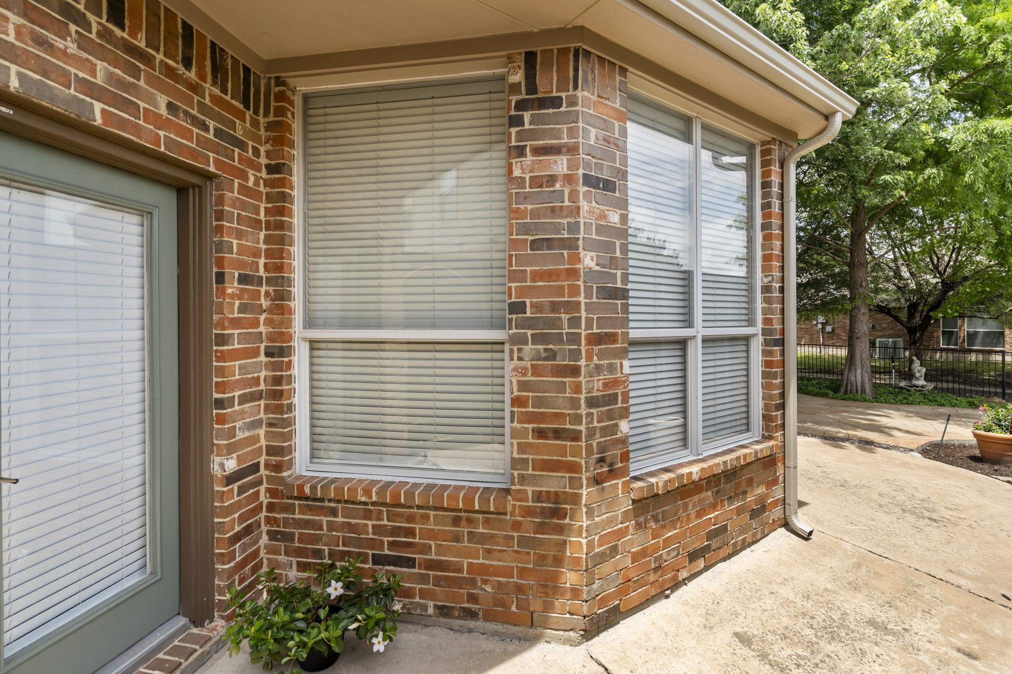 2404 Windgate Lane Frisco TX 75033