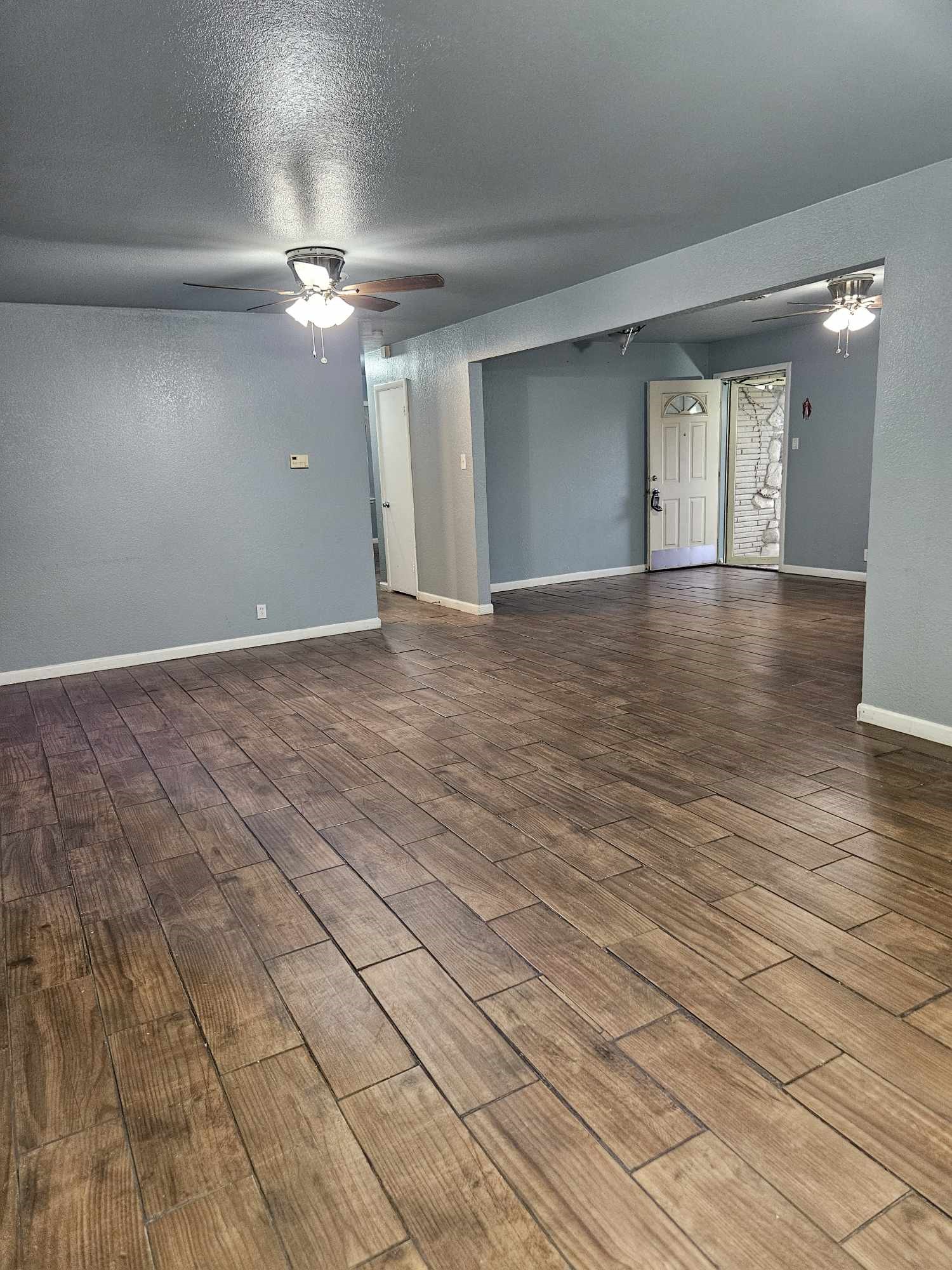 808 Mccurry Avenue Bedford TX 76022