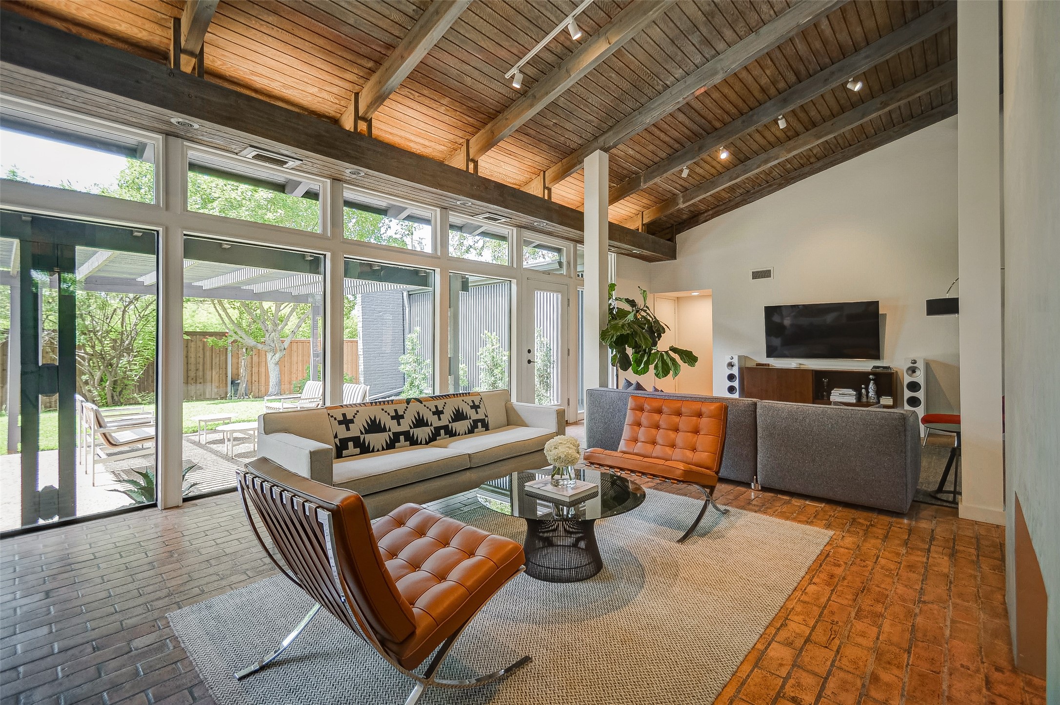 7358 Fieldgate Drive Dallas TX 75230