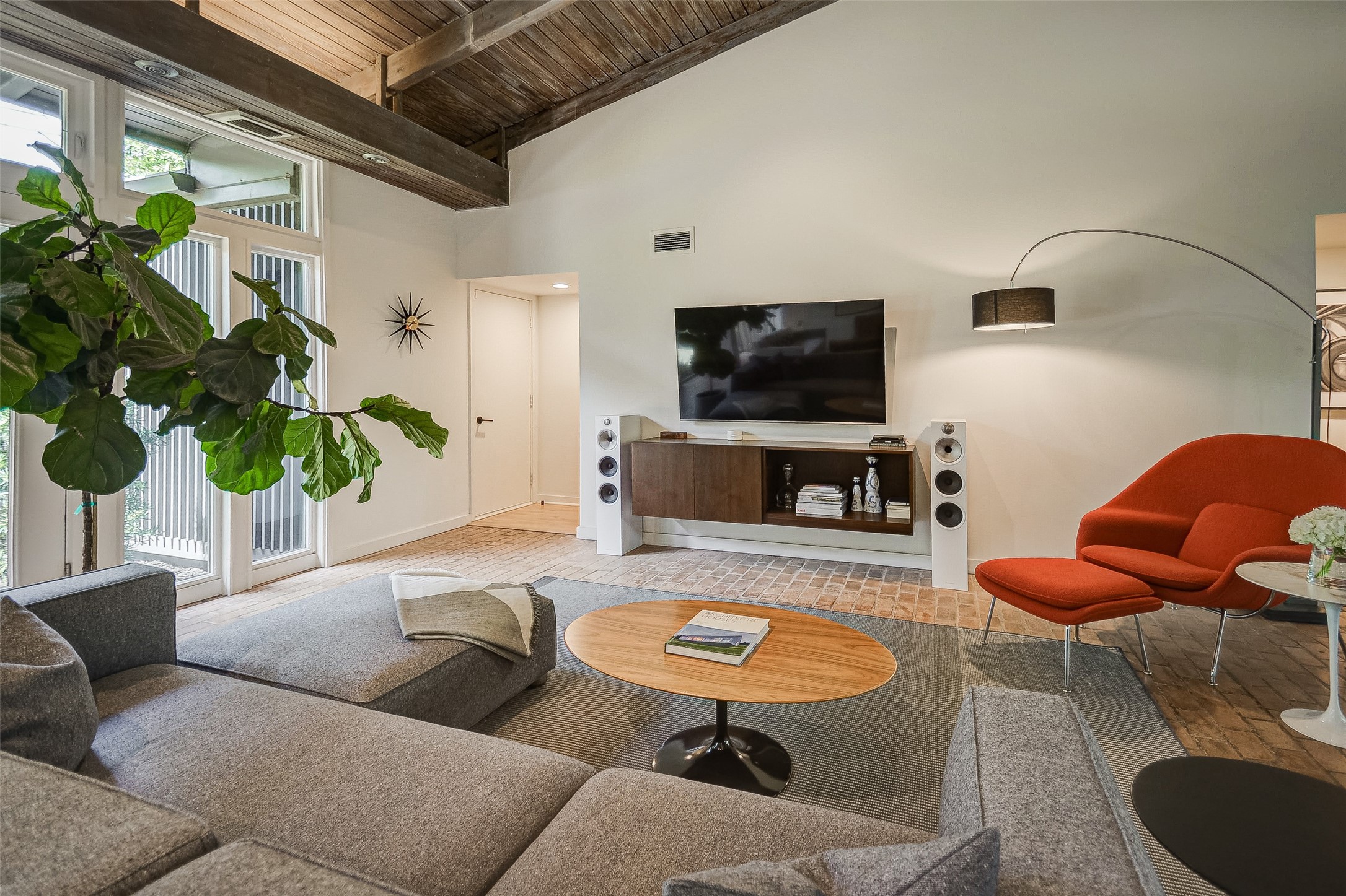 7358 Fieldgate Drive Dallas TX 75230