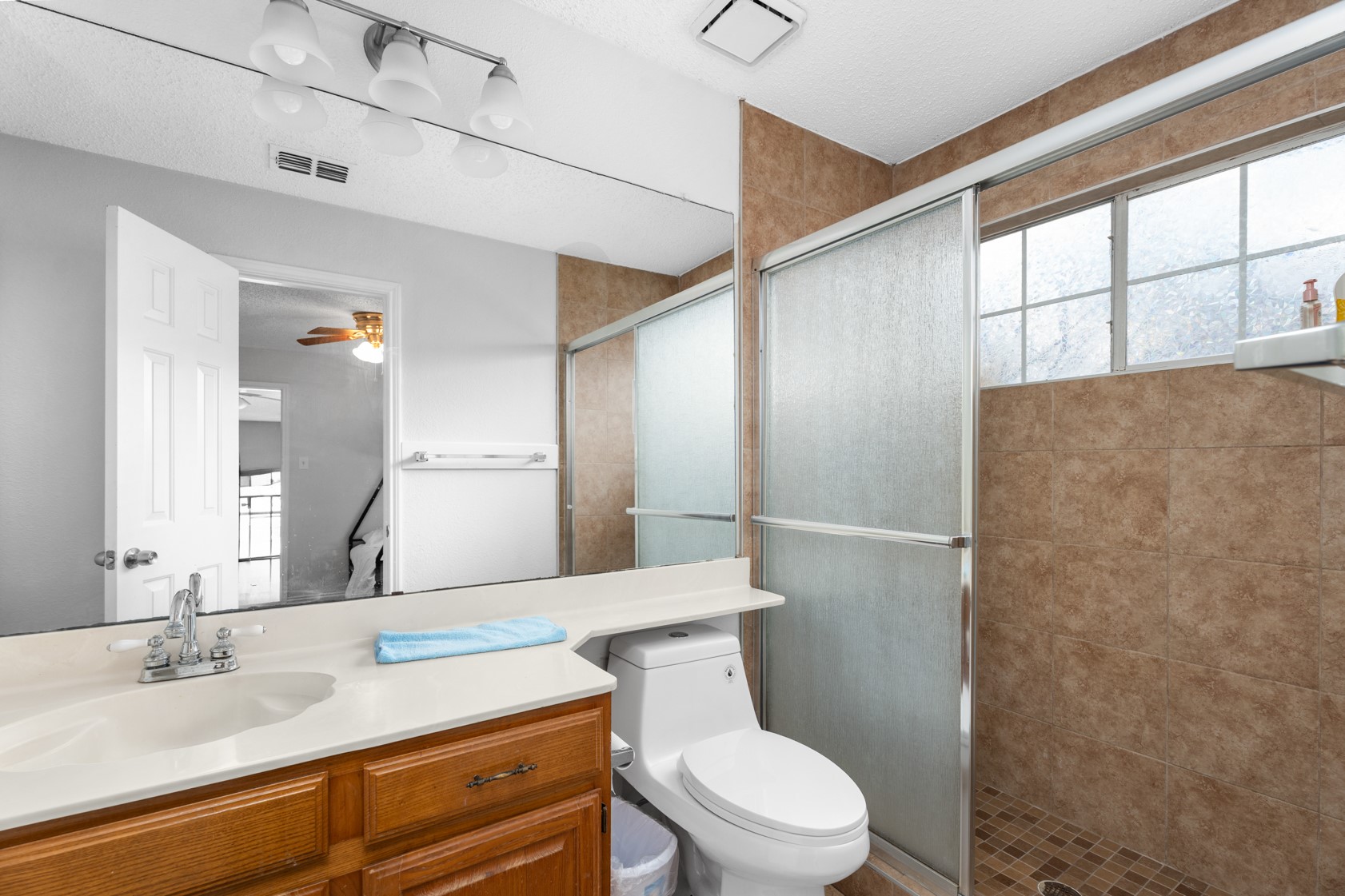 2422 Whispering Cove Circle Garland TX 75044