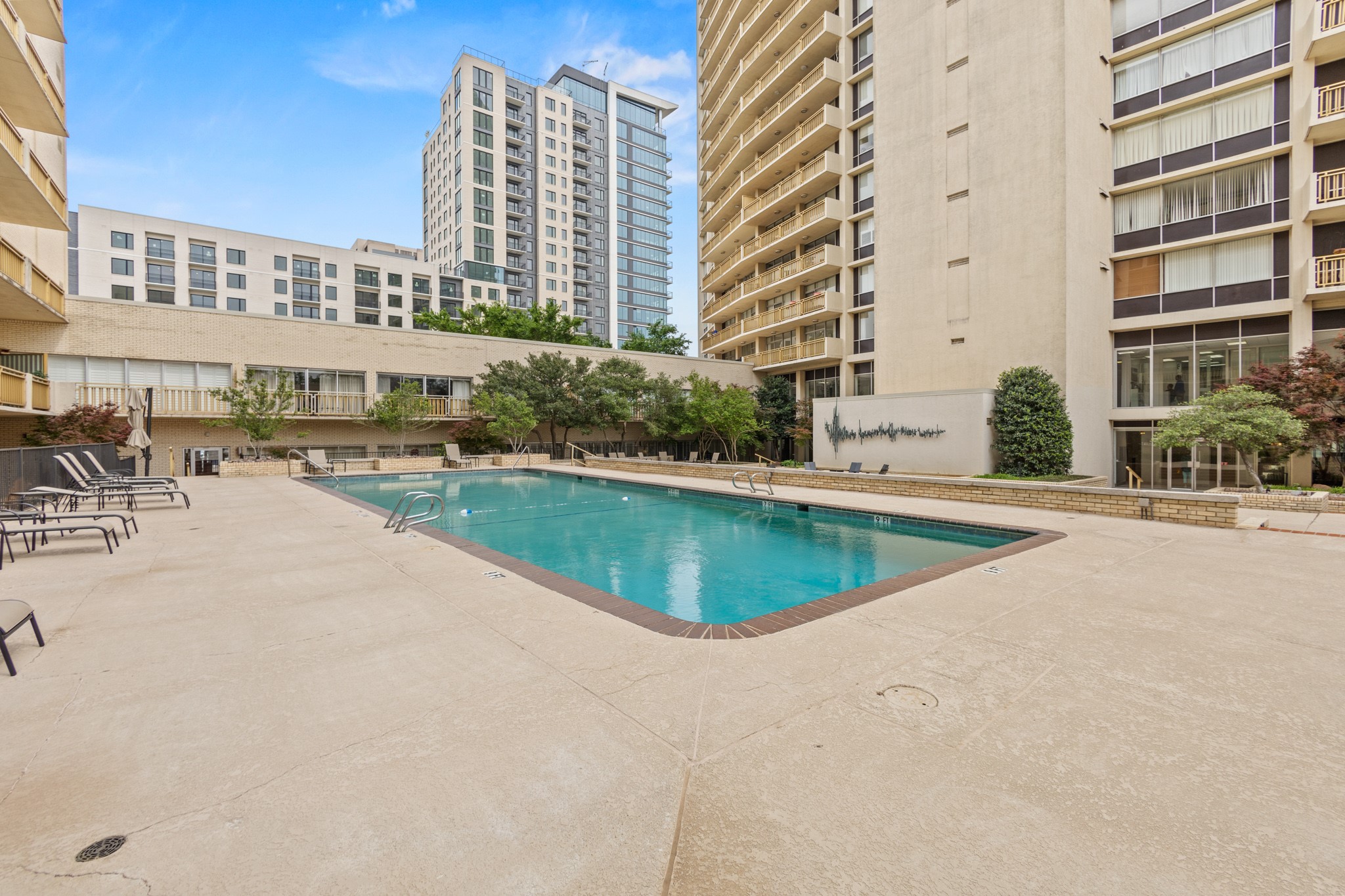 6211 W Northwest Highway Dallas TX 75225