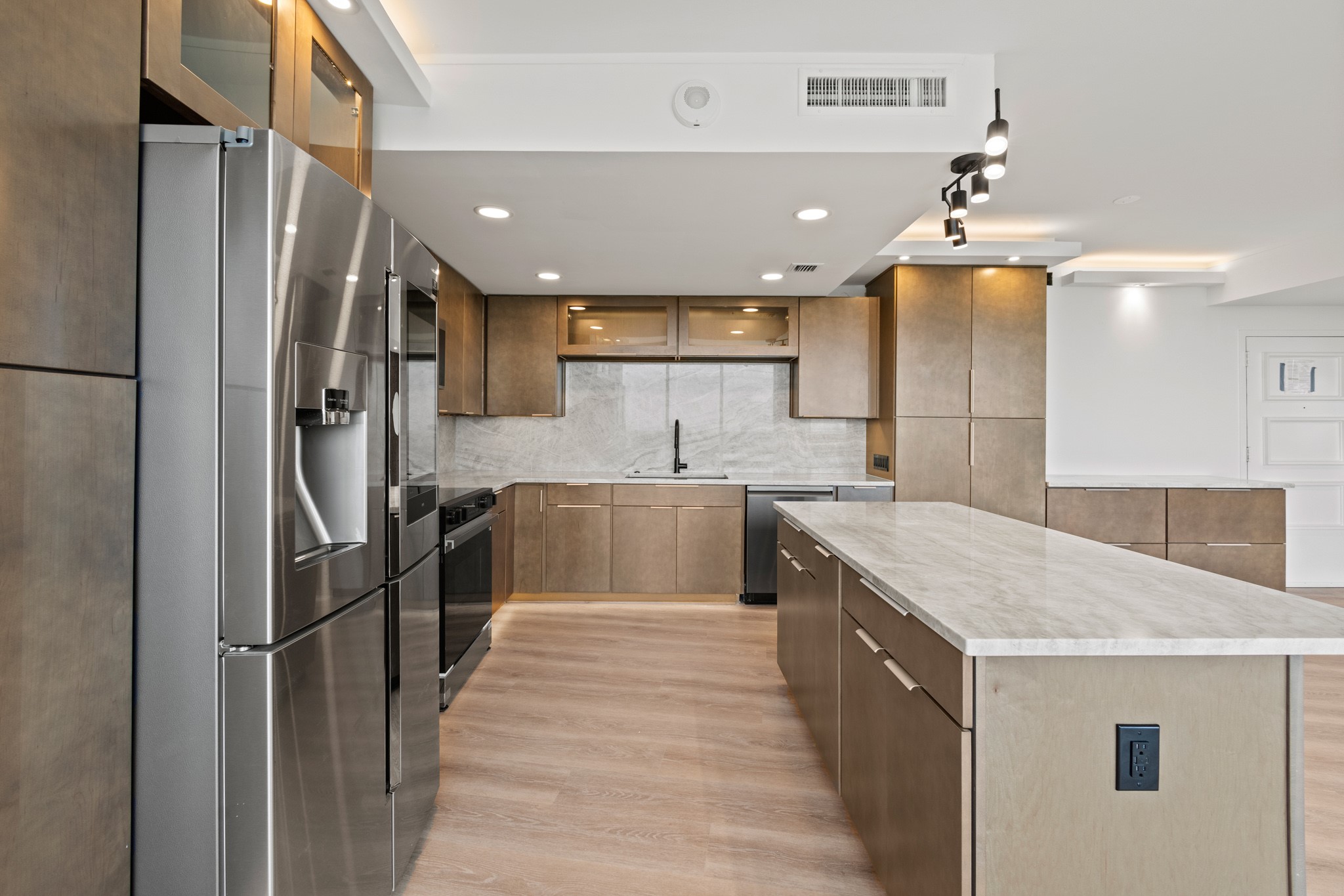 6211 W Northwest Highway Dallas TX 75225