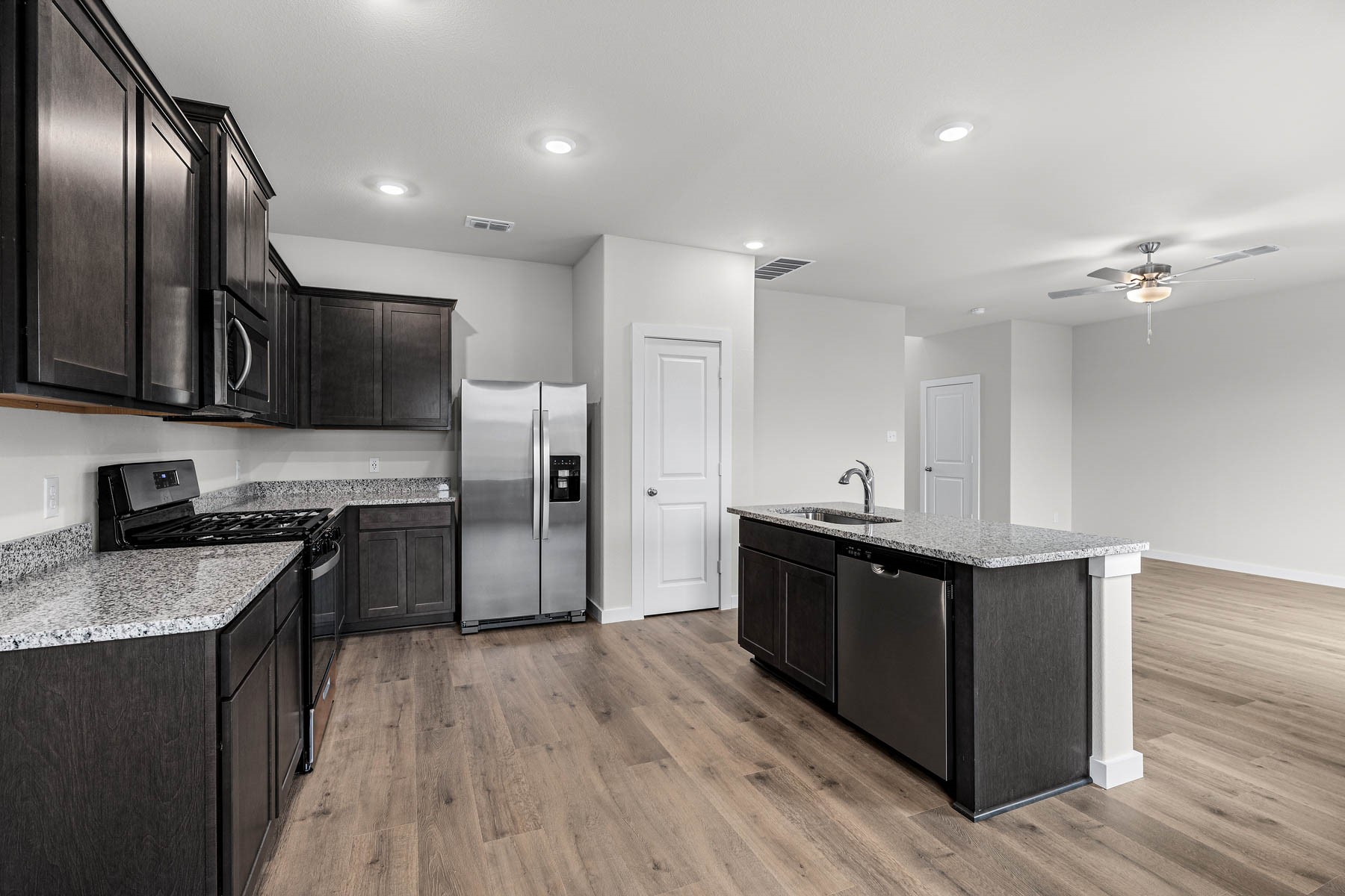 3924 Starry Night Cove Sherman TX 75092