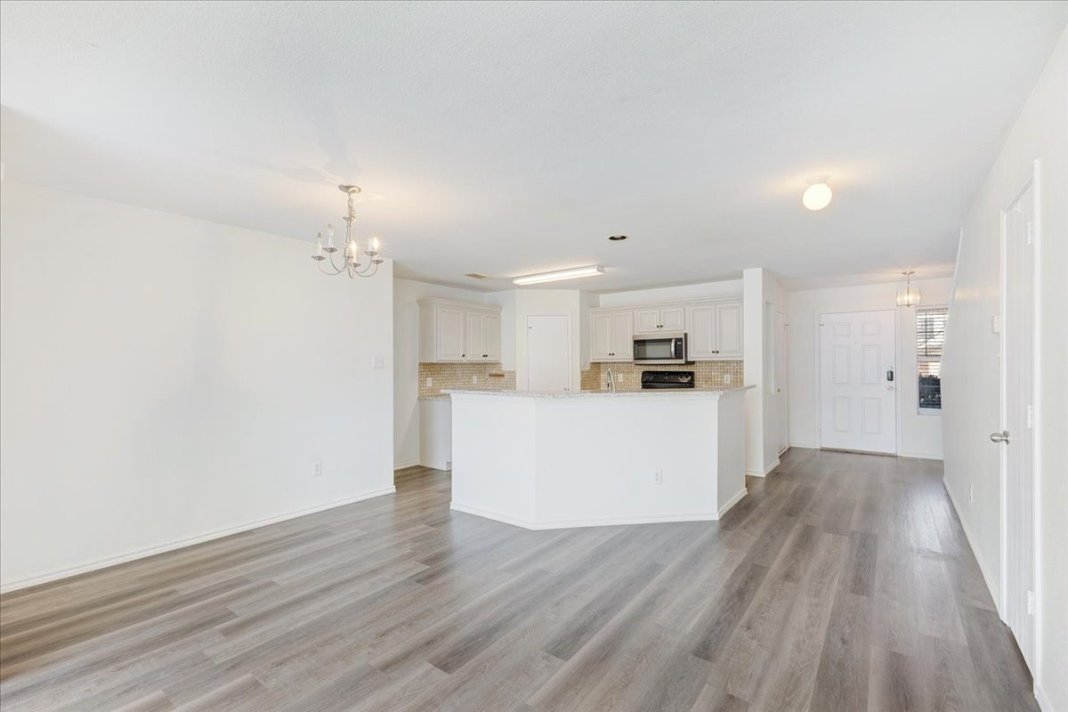 7405 Howling Coyote Lane Fort Worth TX 76131
