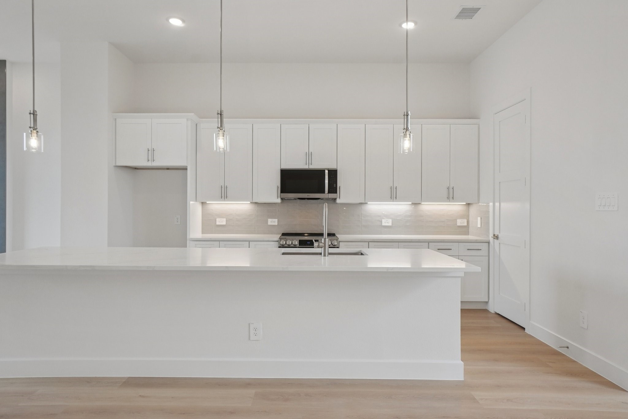 13351 Goodland Street Farmers Branch TX 75234