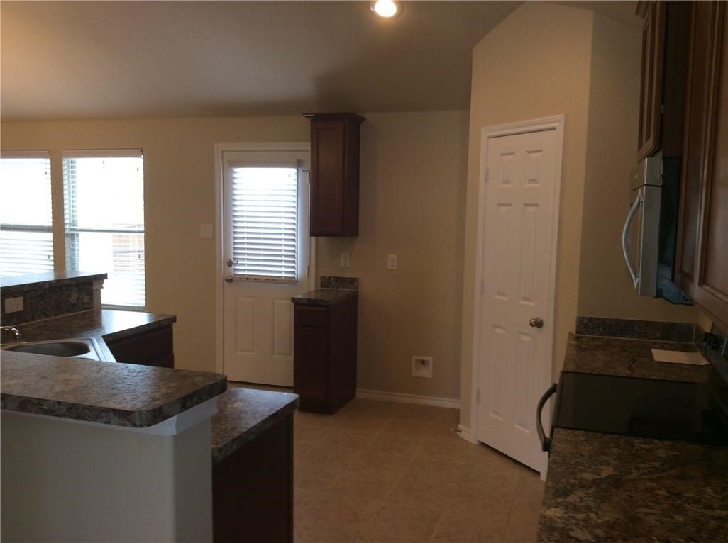 2824 Stonewall Lane Fort Worth TX 76123