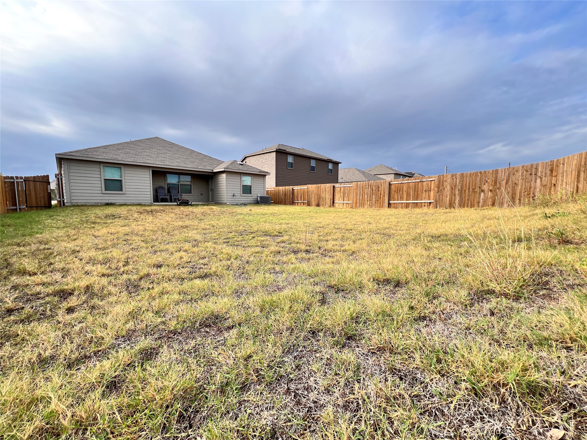 108 Telegraph Trail Newark TX 76071