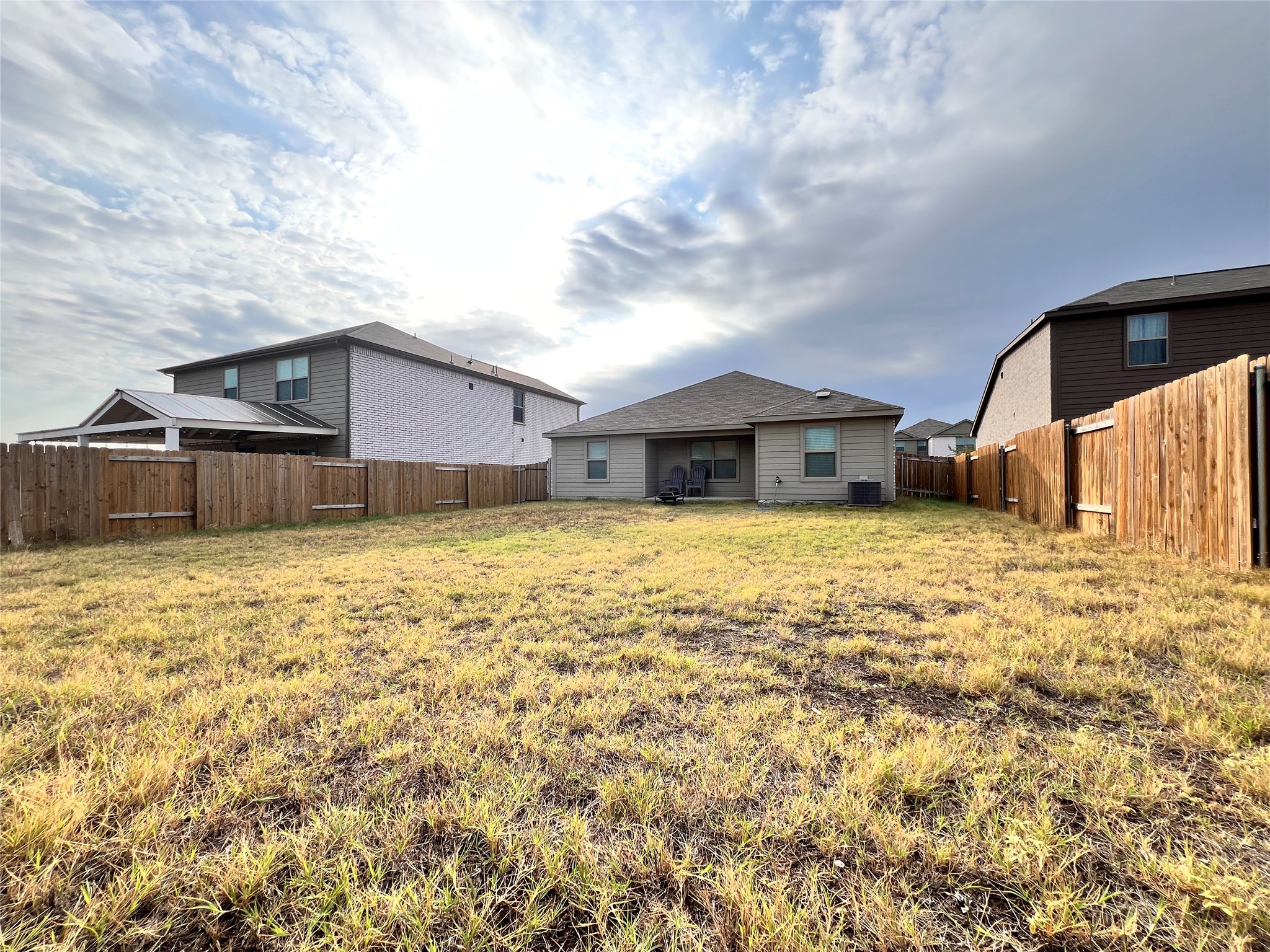 108 Telegraph Trail Newark TX 76071