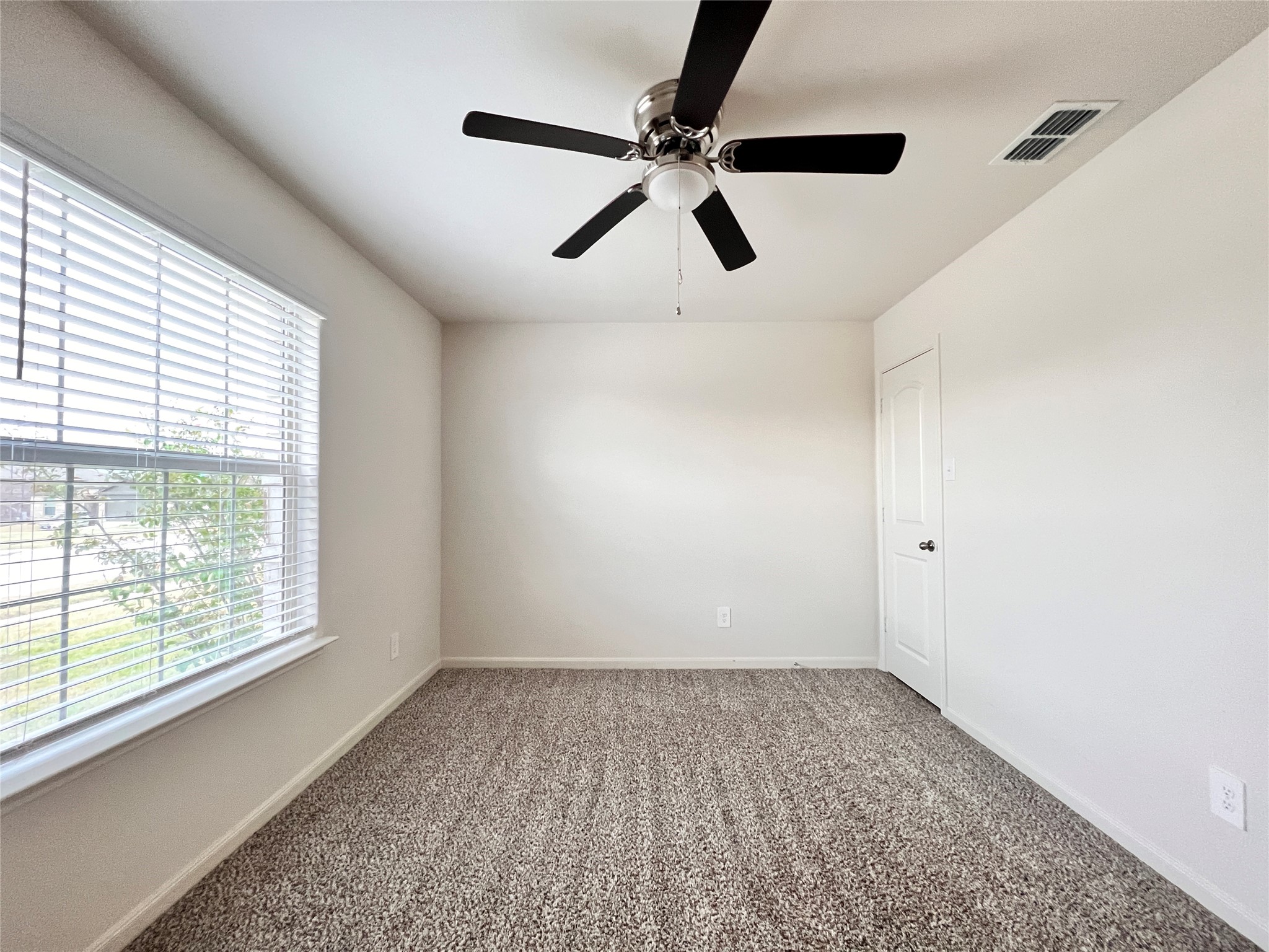 108 Telegraph Trail Newark TX 76071