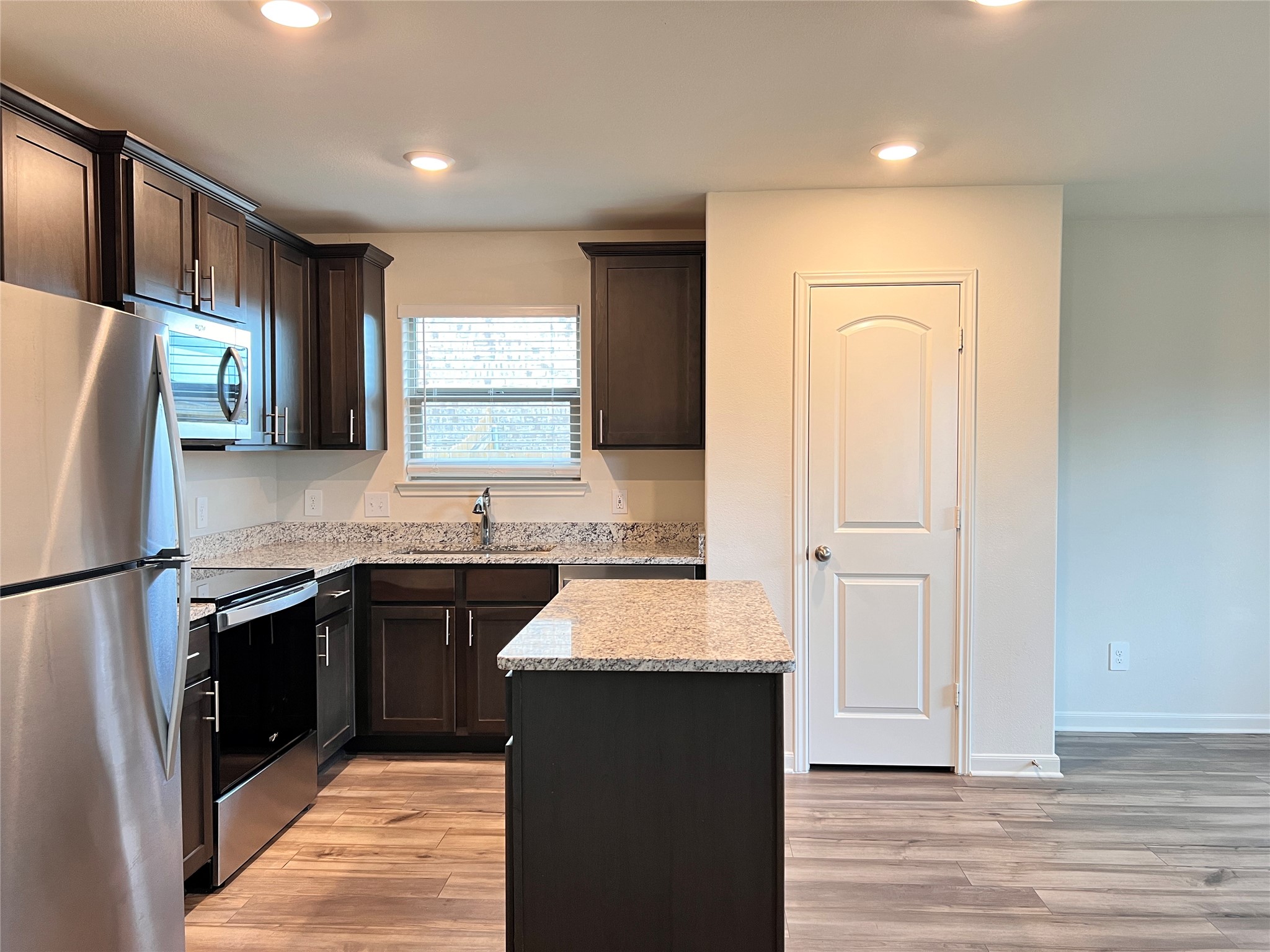 108 Telegraph Trail Newark TX 76071