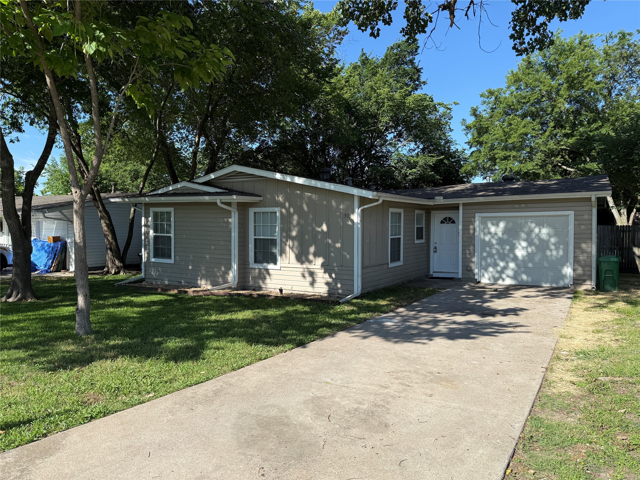 303 Ridgefield Circle Mesquite TX 75149