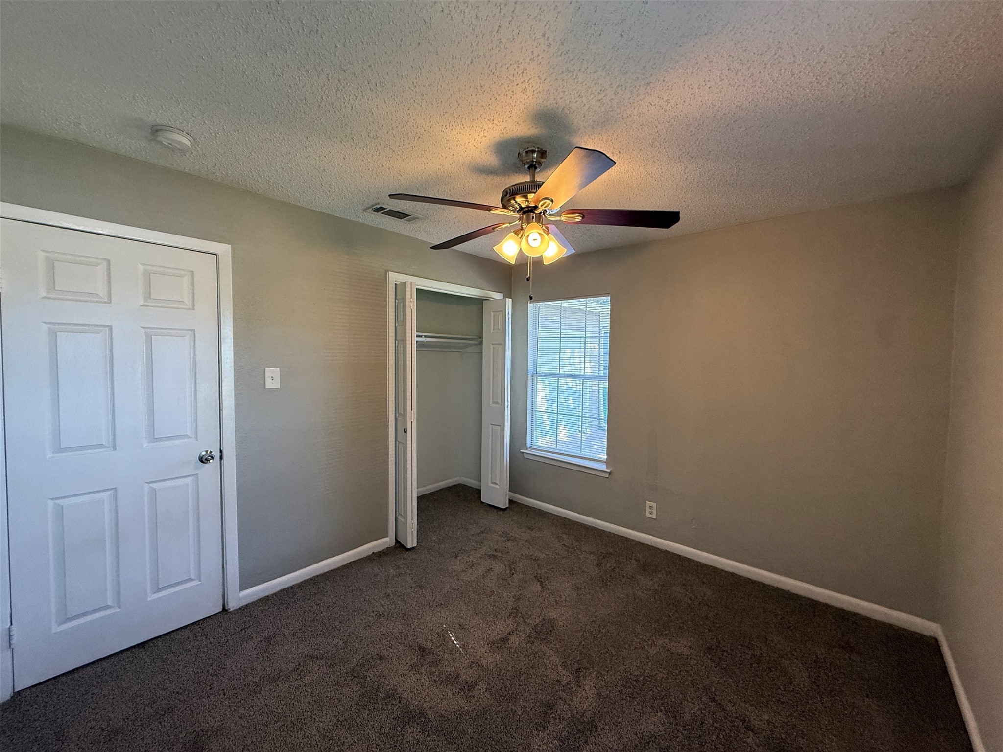 303 Ridgefield Circle Mesquite TX 75149