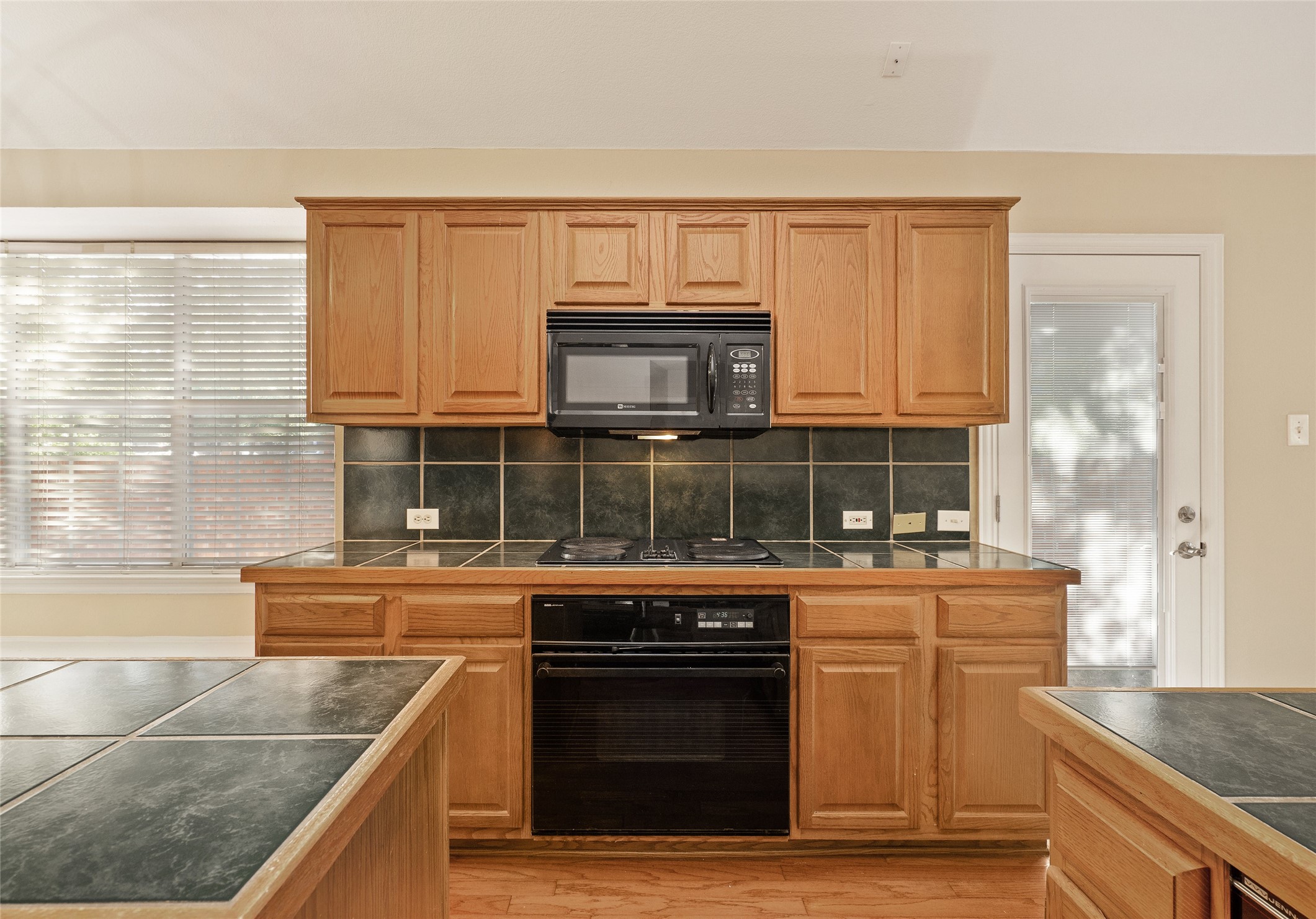114 Midcrest Drive Irving TX 75063
