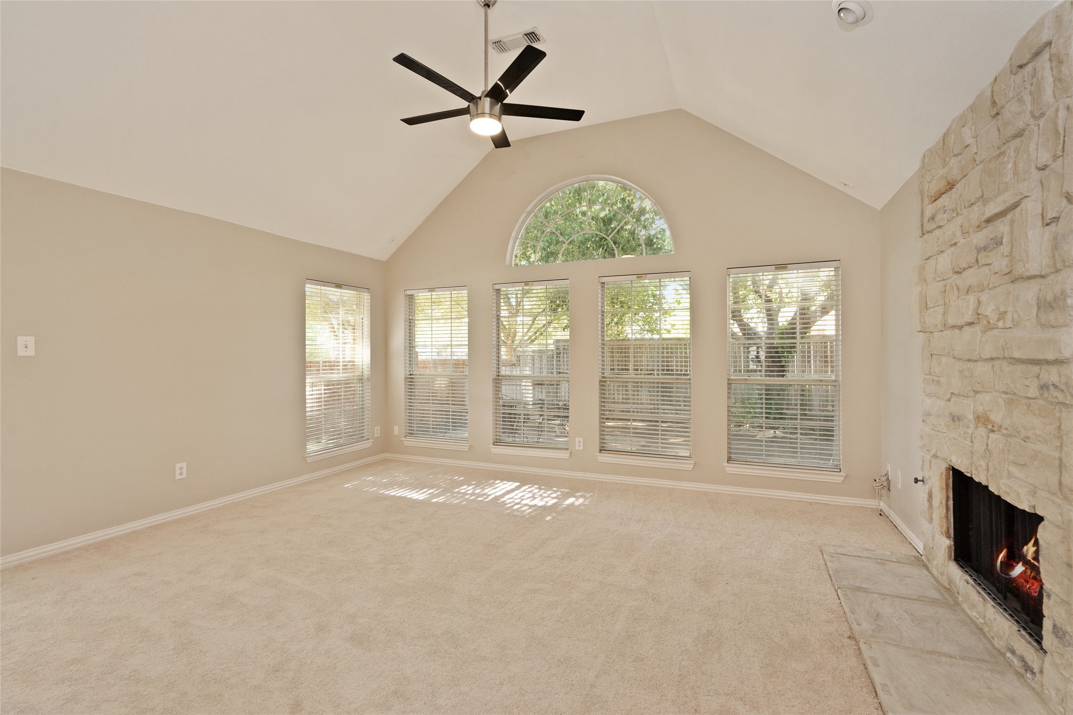 114 Midcrest Drive Irving TX 75063