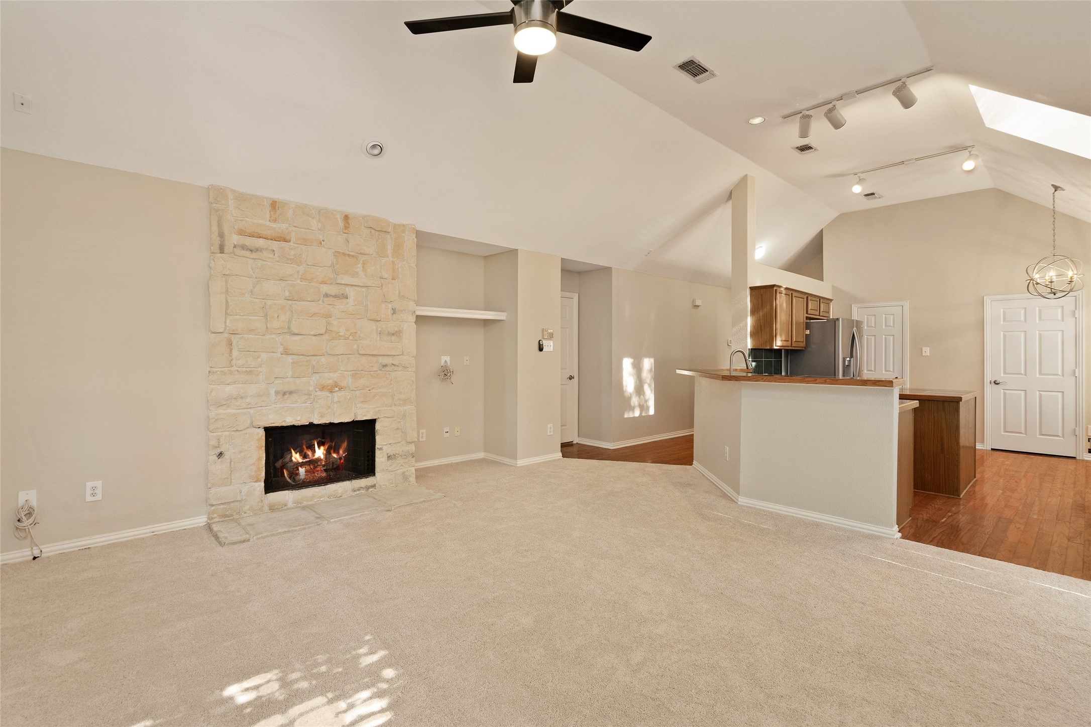 114 Midcrest Drive Irving TX 75063