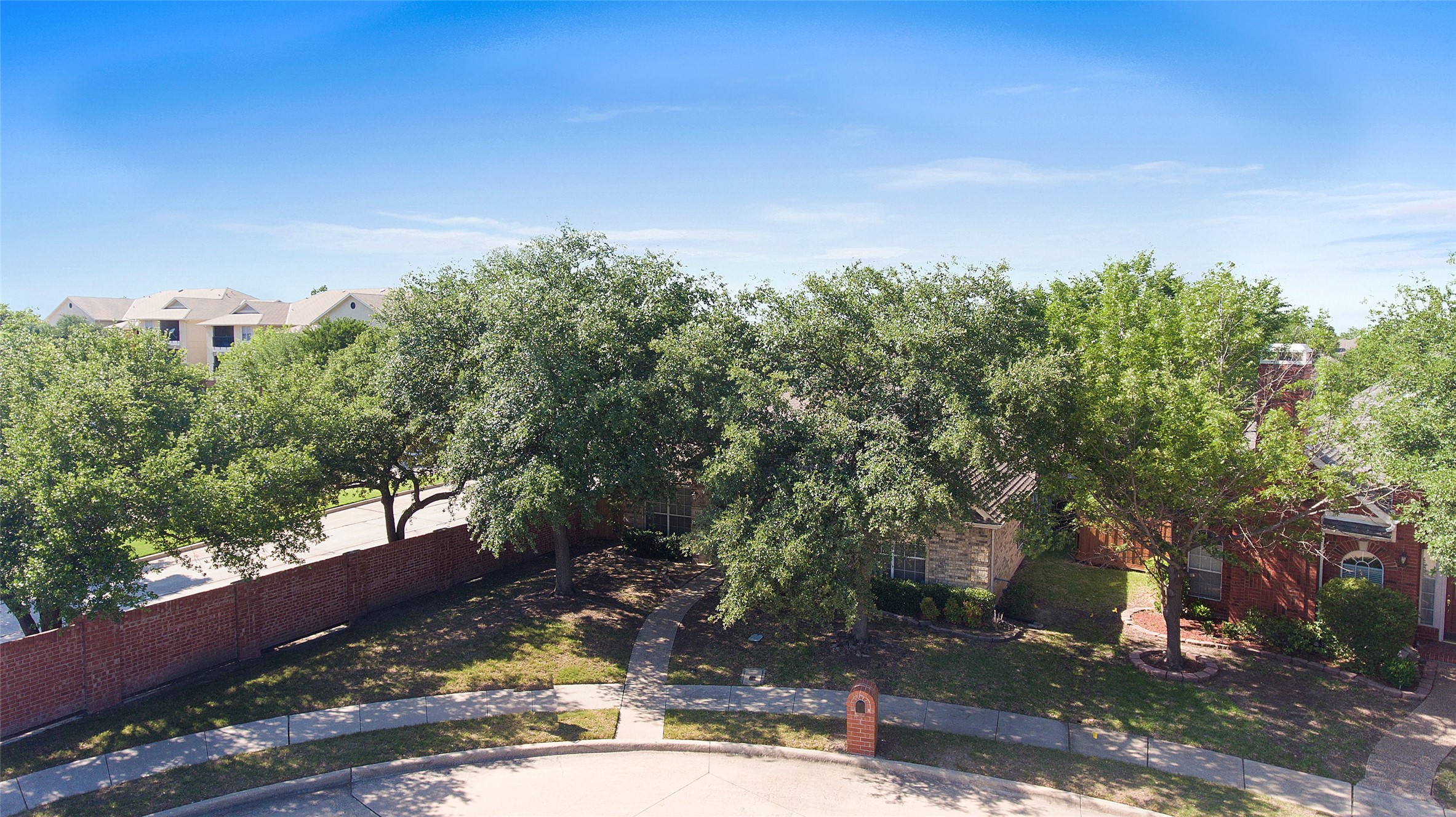 114 Midcrest Drive Irving TX 75063