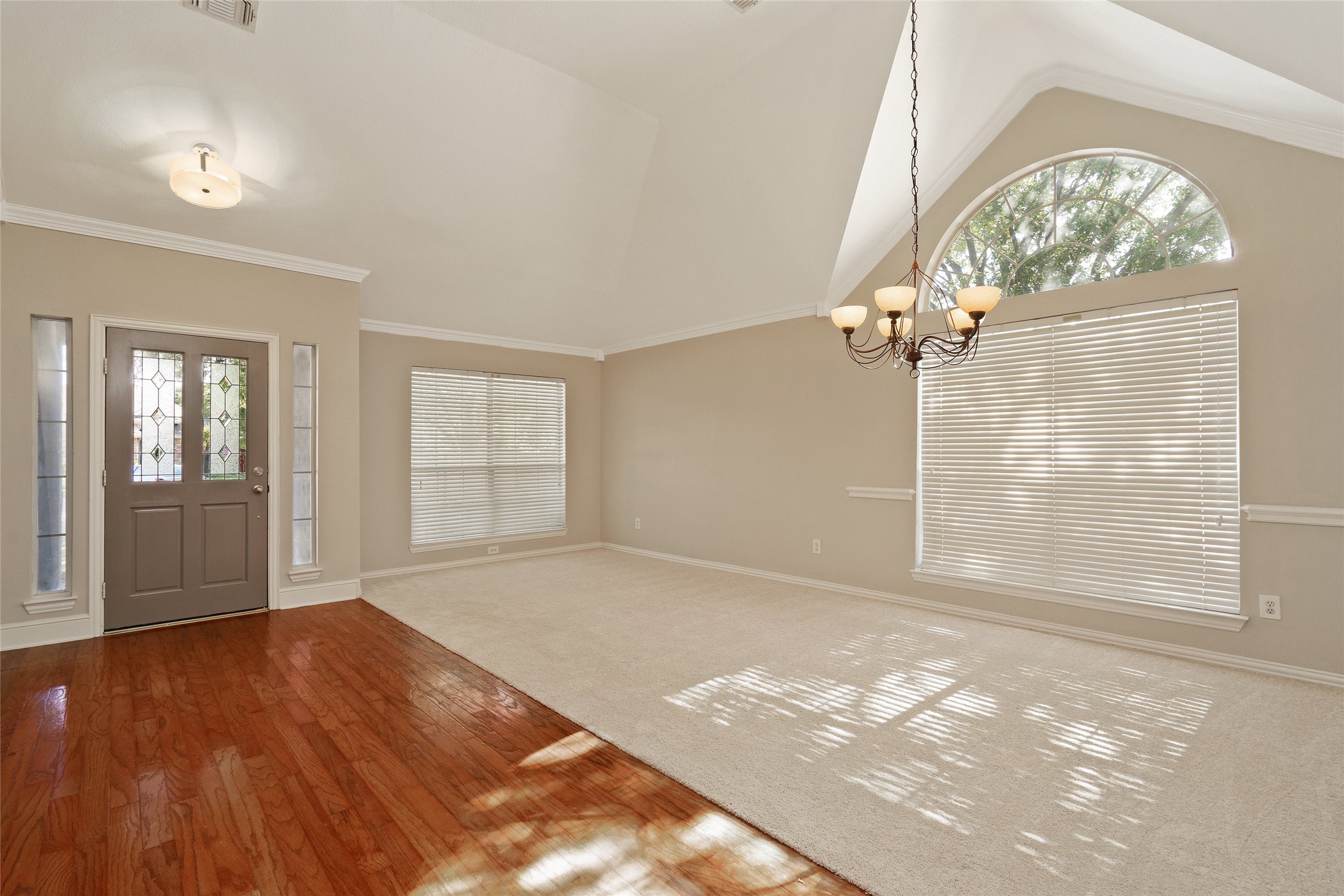 114 Midcrest Drive Irving TX 75063