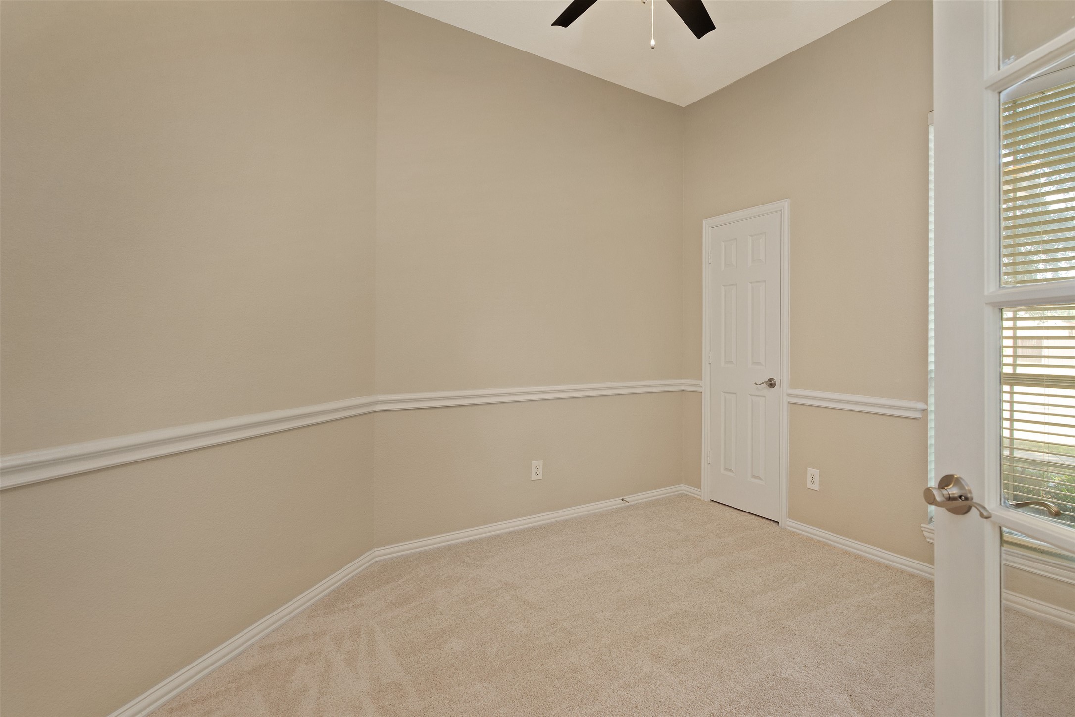 114 Midcrest Drive Irving TX 75063