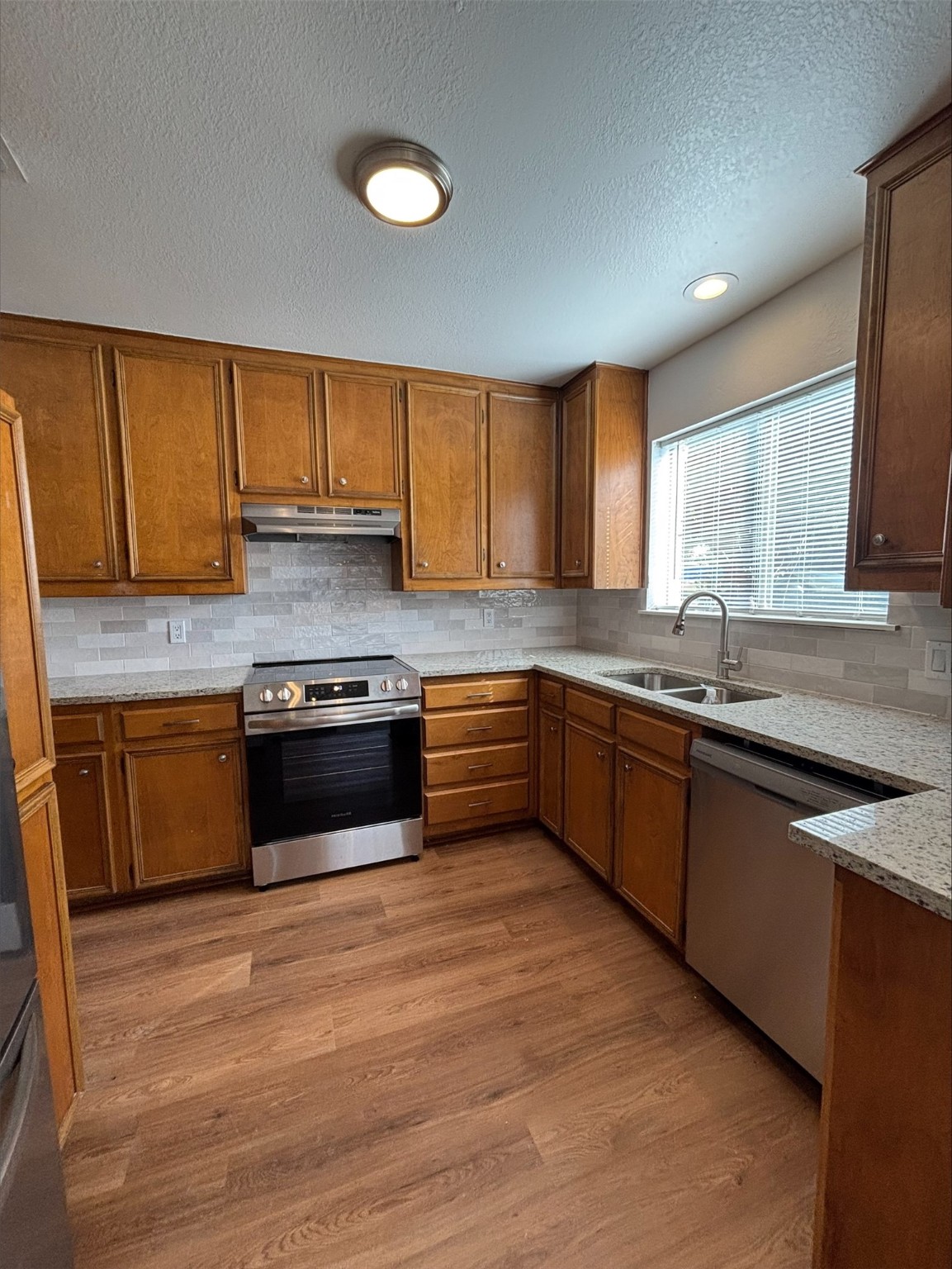 702 Matthews Court Arlington TX 76012
