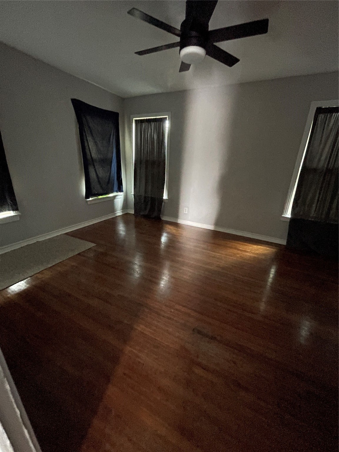 2517 Amelia Dallas TX 75235
