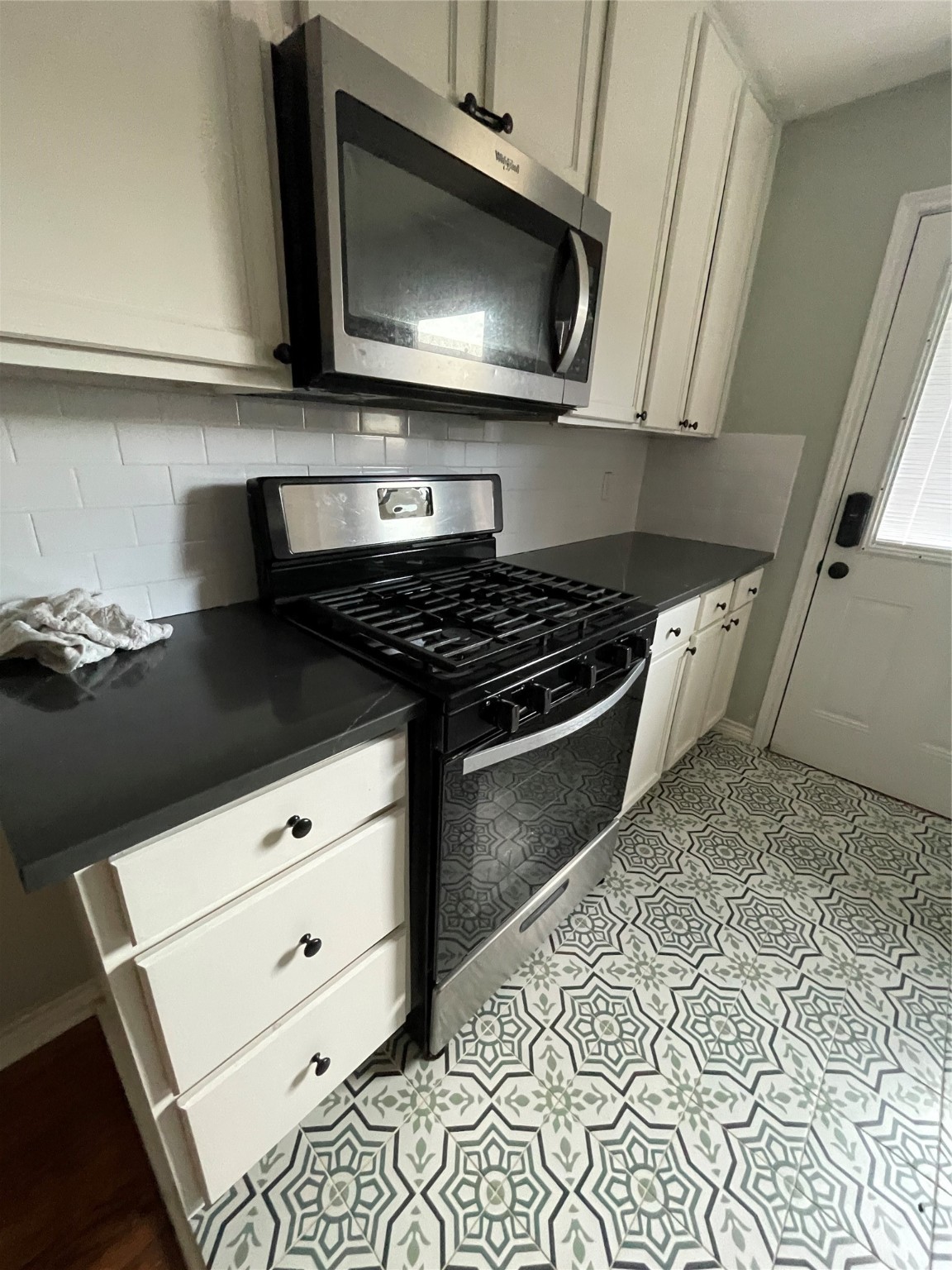 2517 Amelia Dallas TX 75235