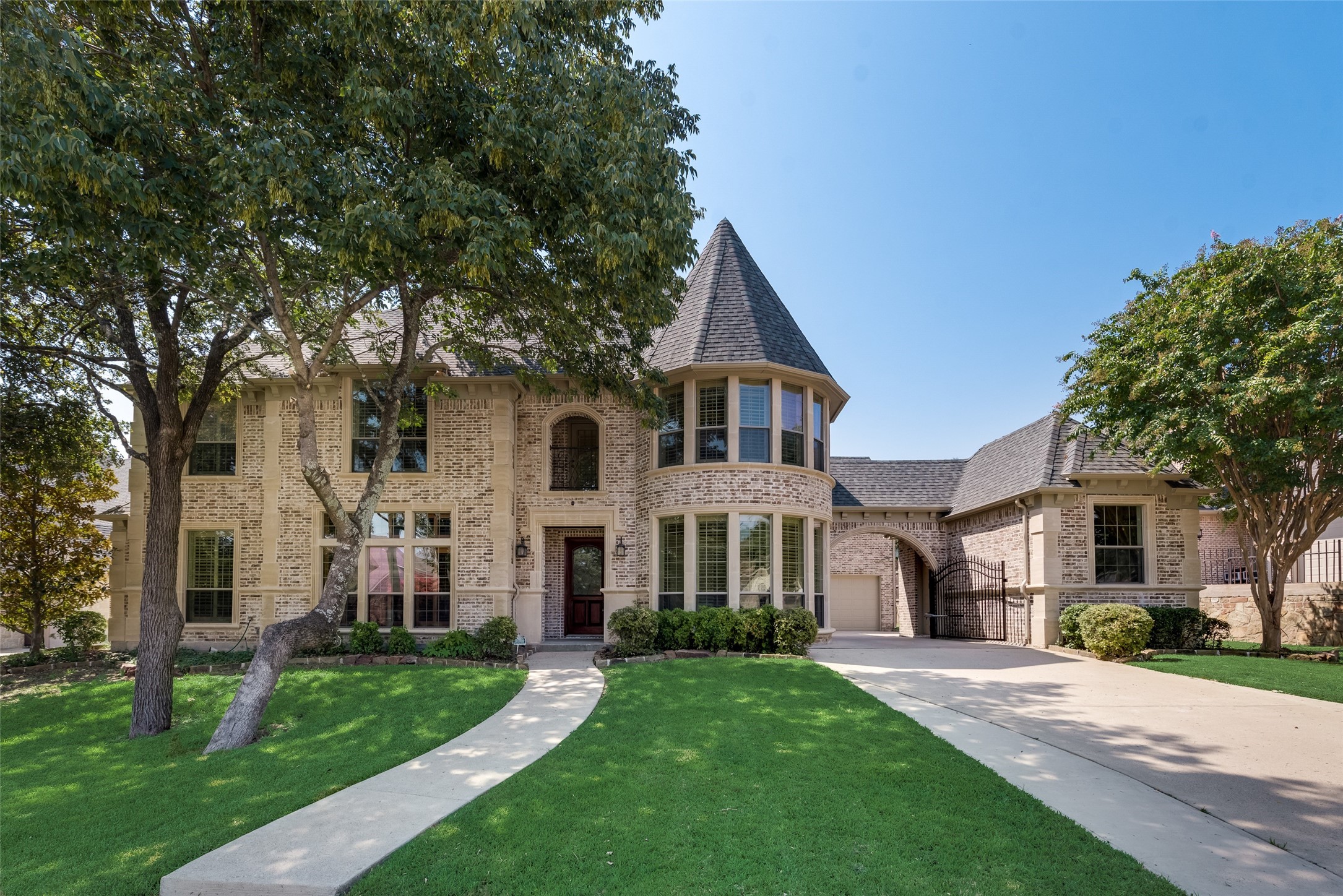 2207 Kings Pass Heath TX 75032